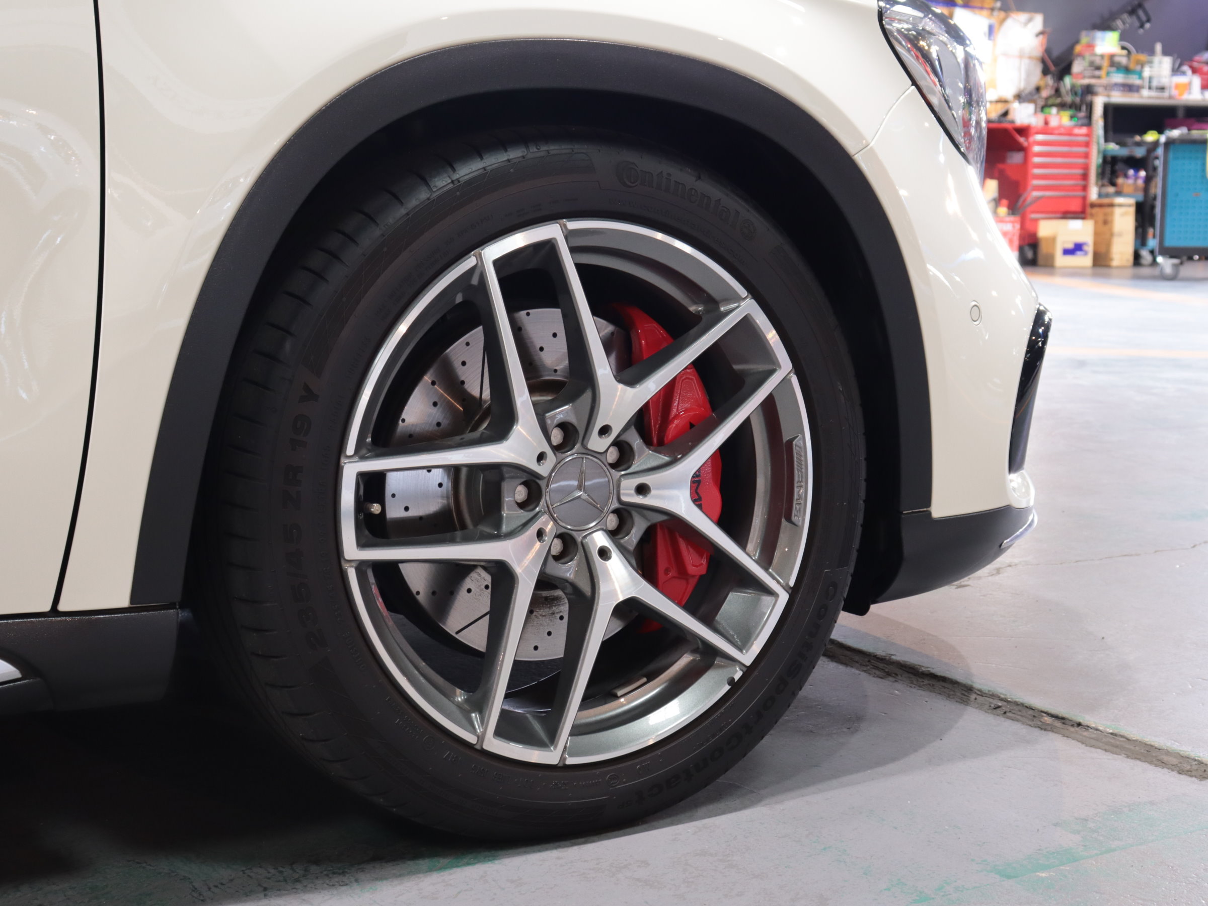 メルセデスＡＭＧ　ＧＬＡ４５　４マチック　アドバンスドＰＫＧ