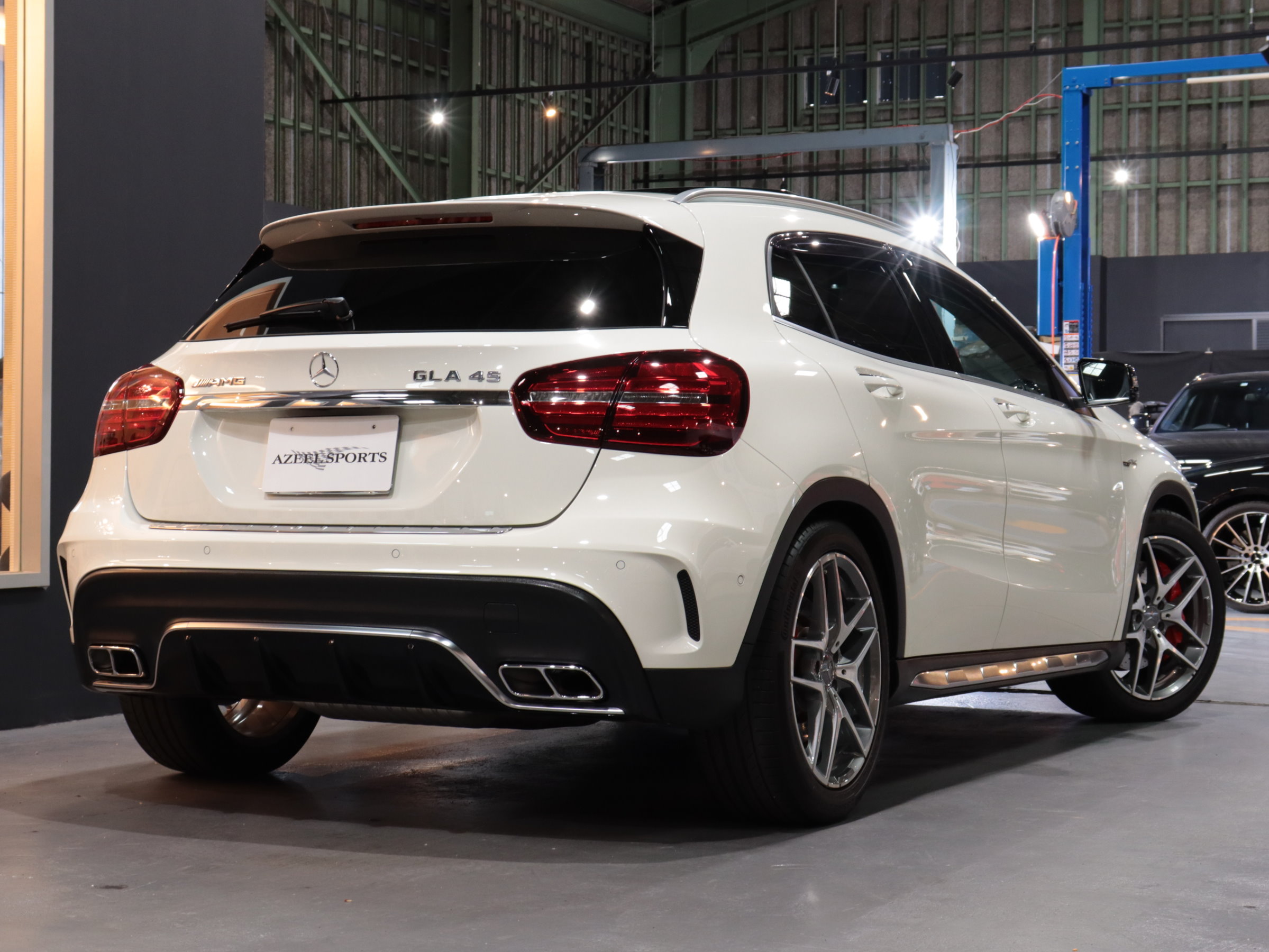 メルセデスＡＭＧ　ＧＬＡ４５　４マチック　アドバンスドＰＫＧ