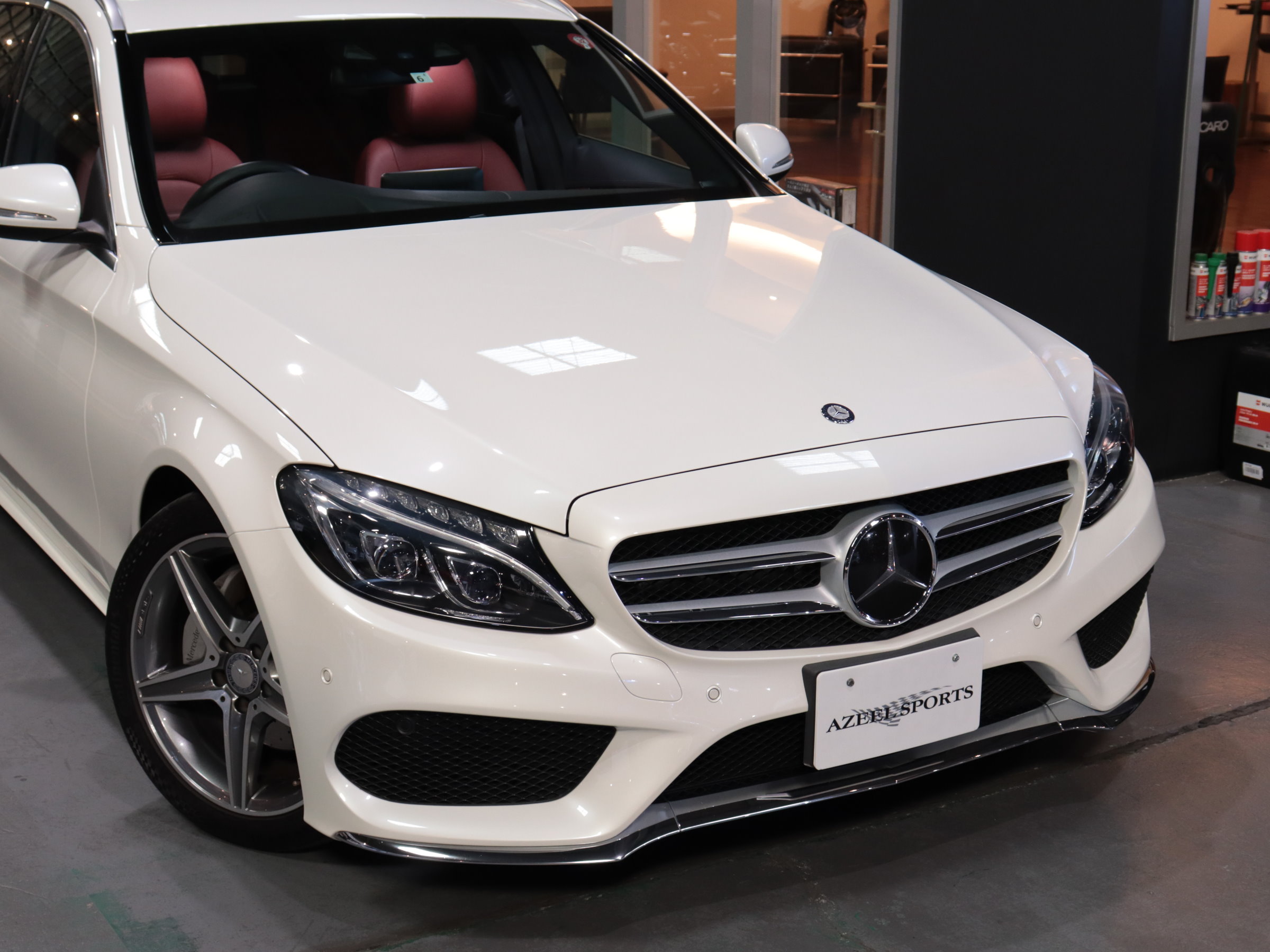 メルセデスベンツ　Ｃ２００ステーションワゴン　スポーツ　本革仕様