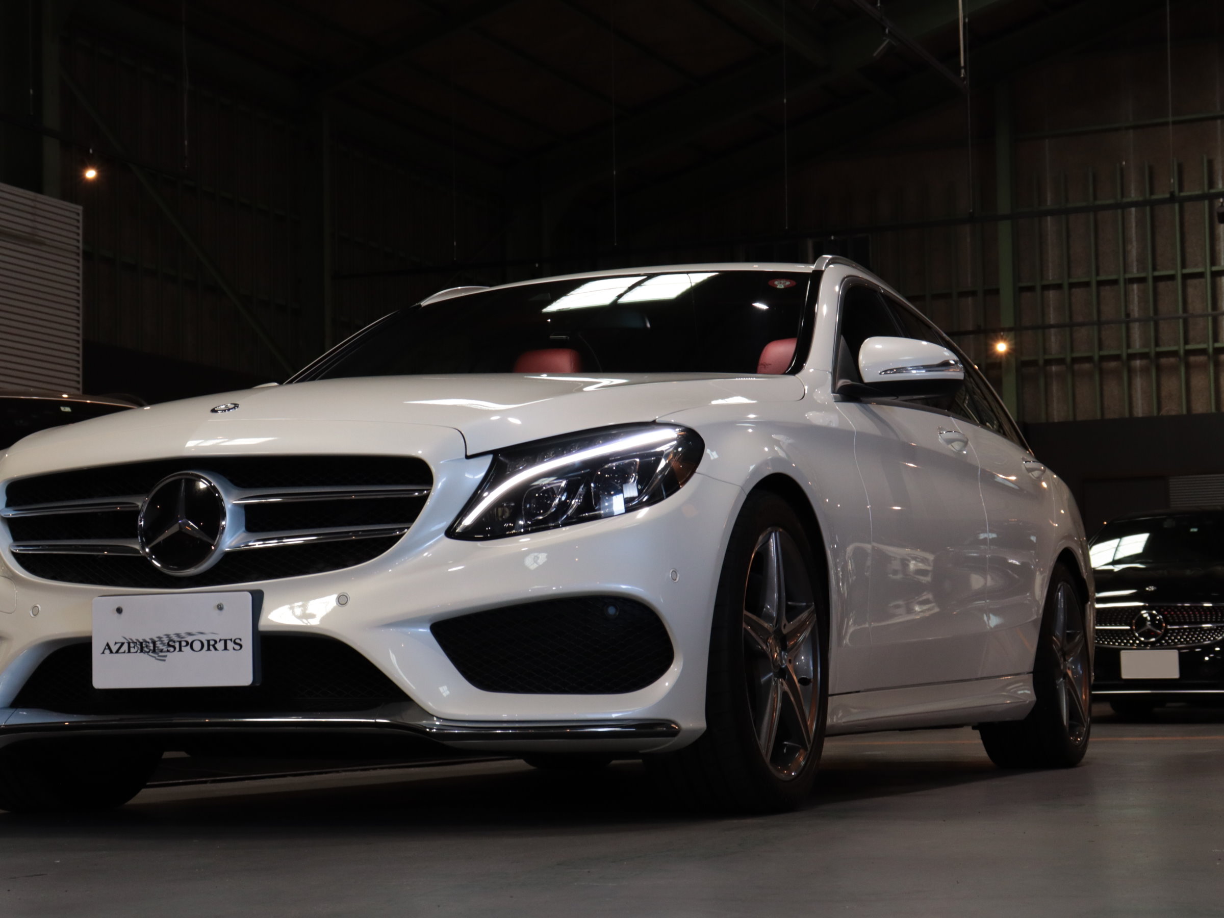 メルセデスベンツ　Ｃ２００ステーションワゴン　スポーツ　本革仕様
