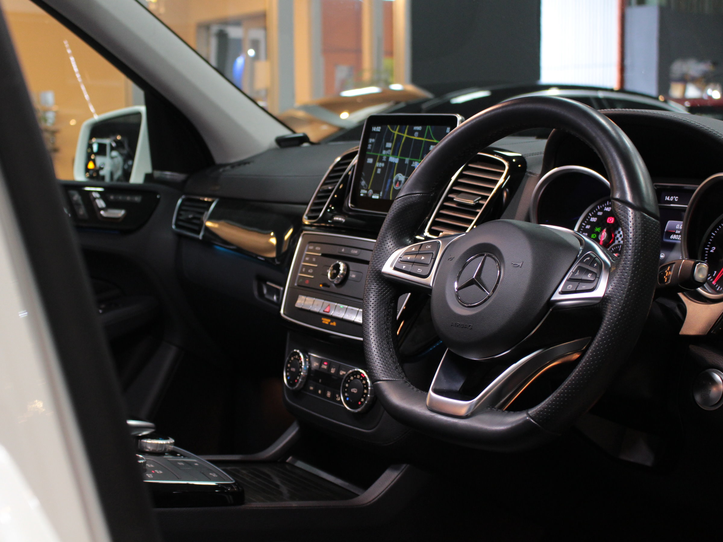 メルセデスベンツ　ＧＬＥ３５０ｄ　４マチック　スポーツ