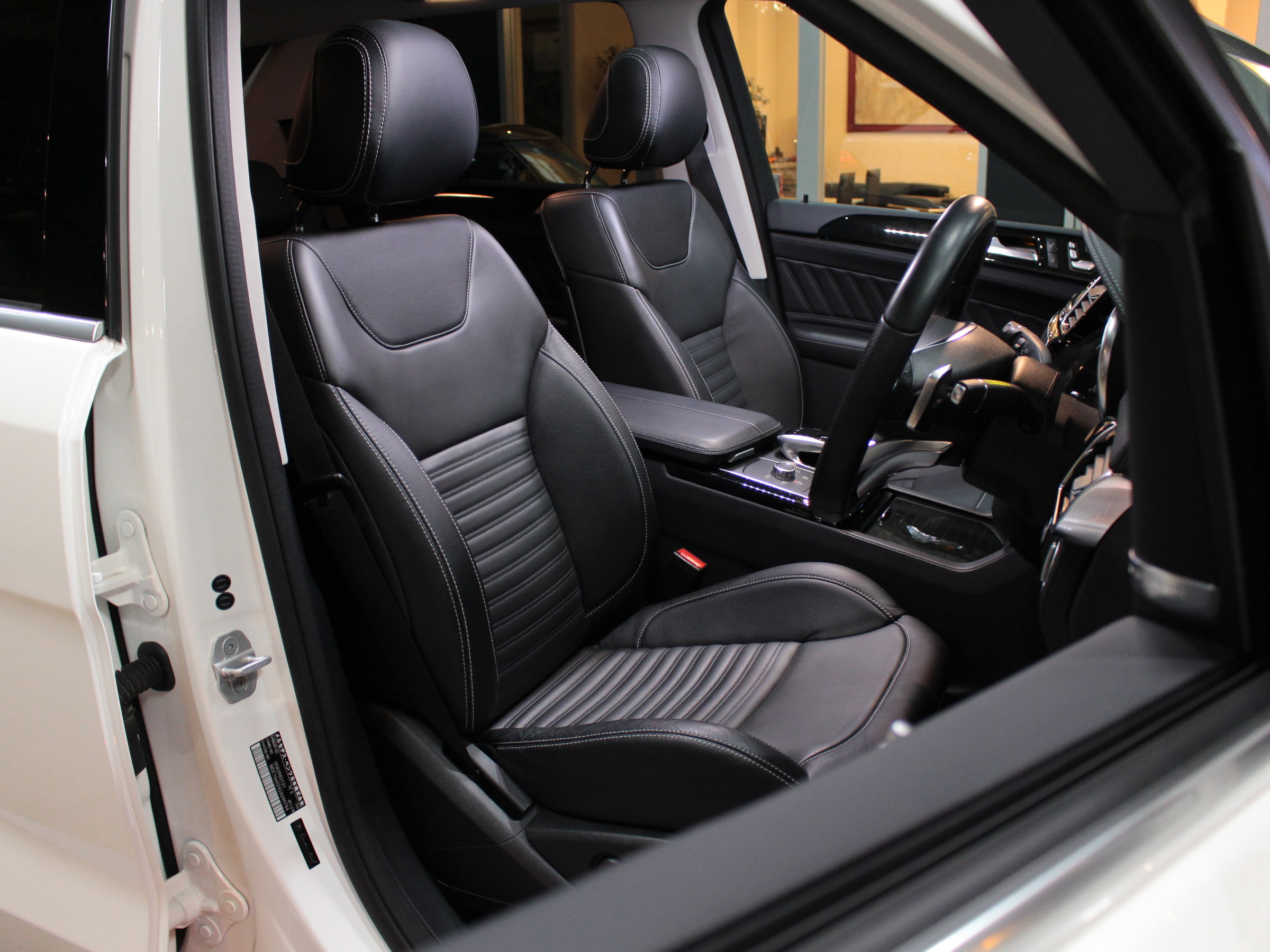 メルセデスベンツ　ＧＬＥ３５０ｄ　４マチック　スポーツ