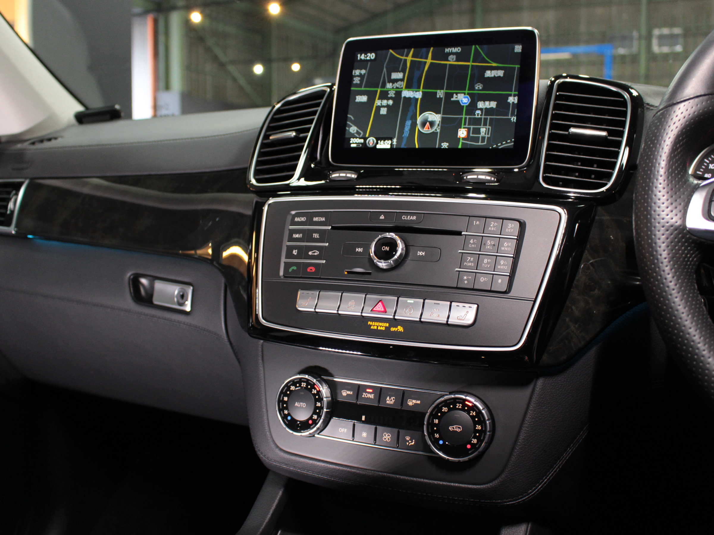 メルセデスベンツ　ＧＬＥ３５０ｄ　４マチック　スポーツ