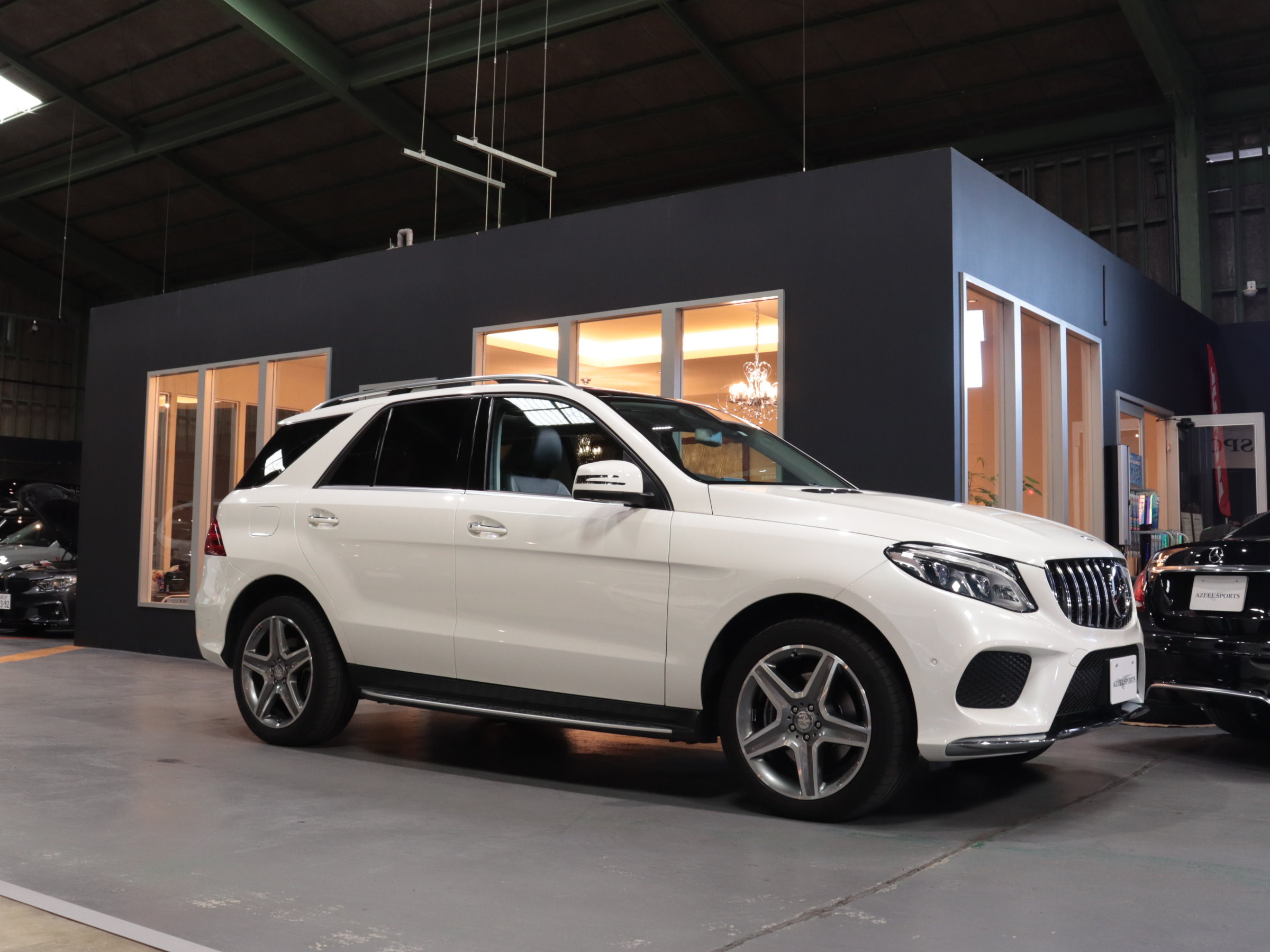 メルセデスベンツ　ＧＬＥ３５０ｄ　４マチック　スポーツ