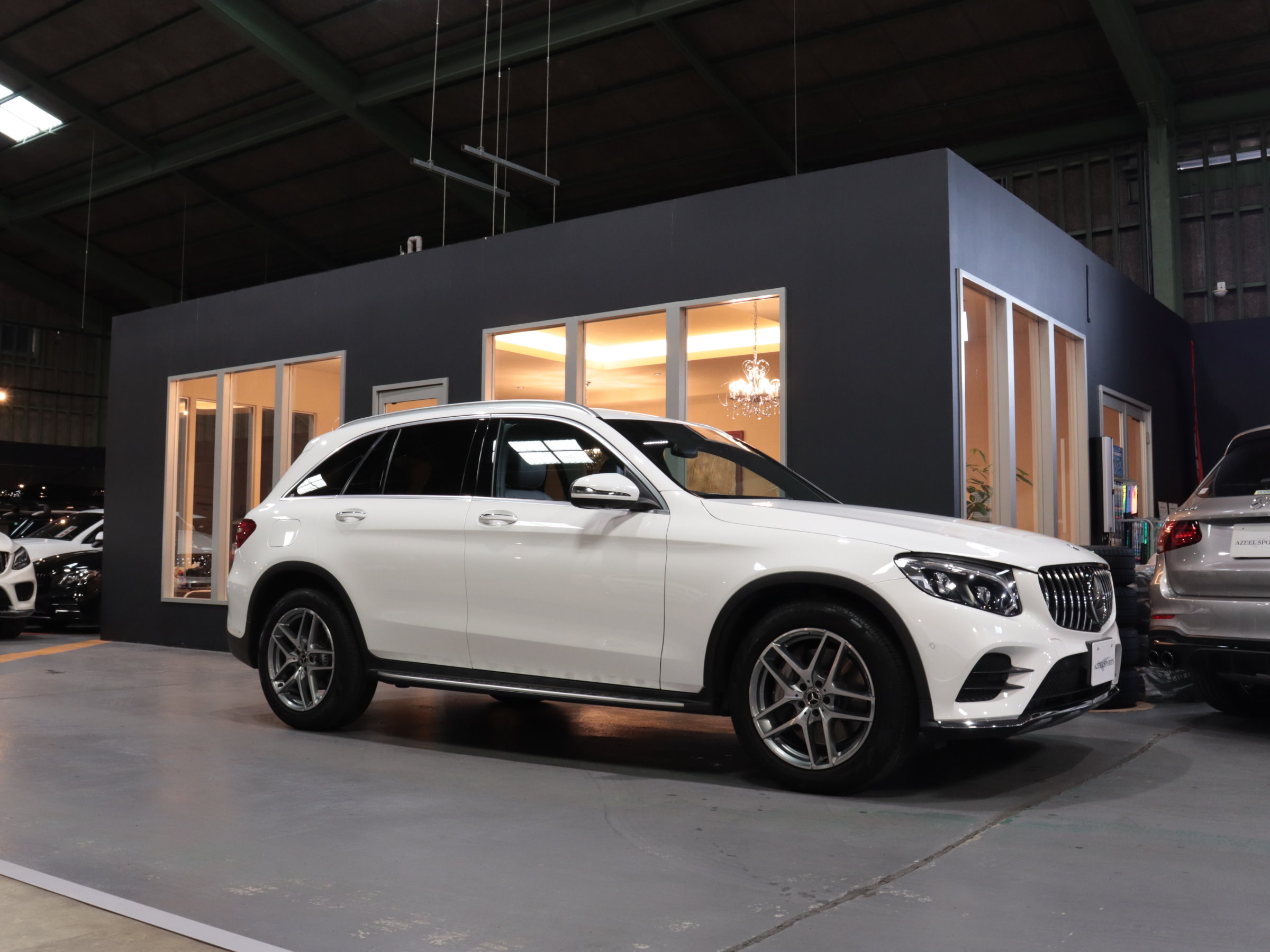 メルセデスベンツ　ＧＬＣ　２２０ｄ　４マチックスポーツ