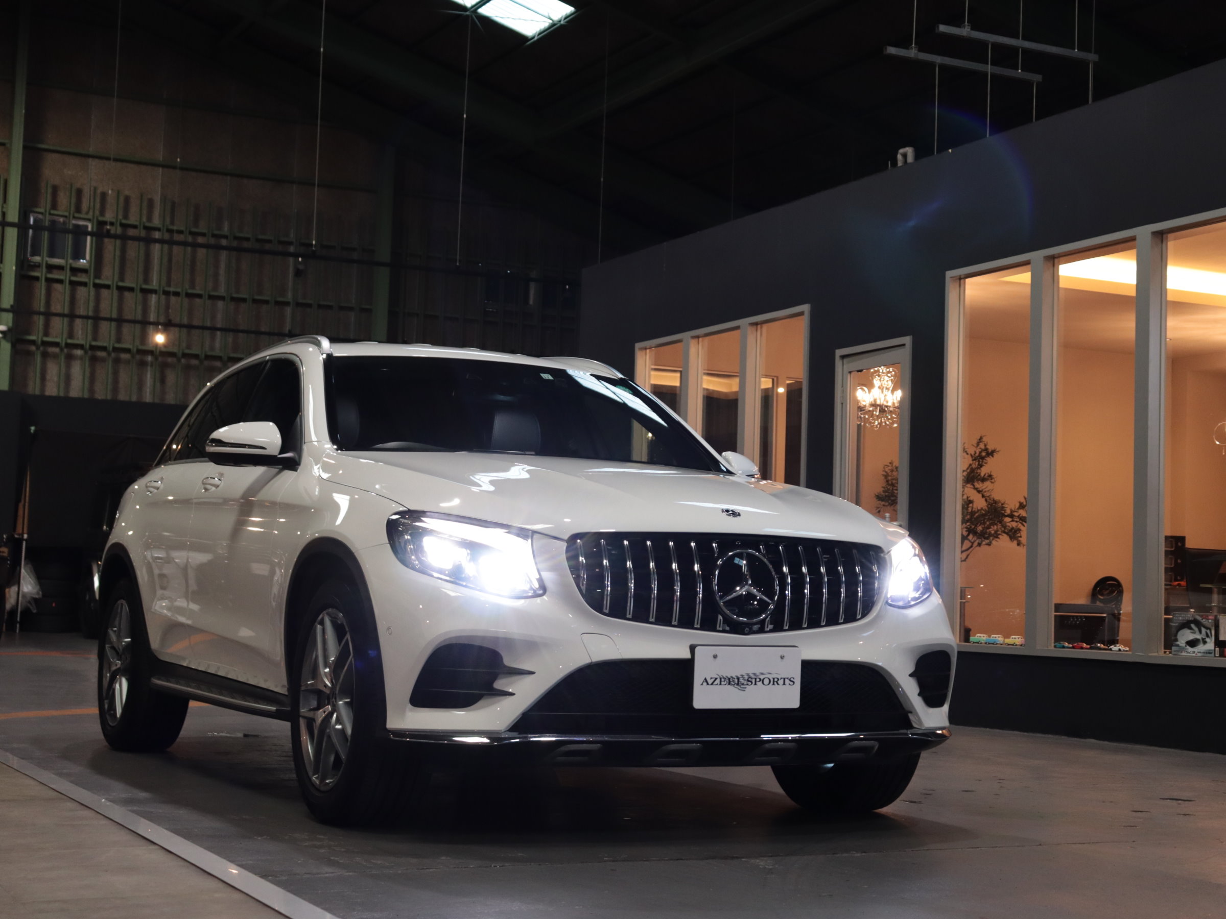 メルセデスベンツ　ＧＬＣ　２２０ｄ　４マチックスポーツ