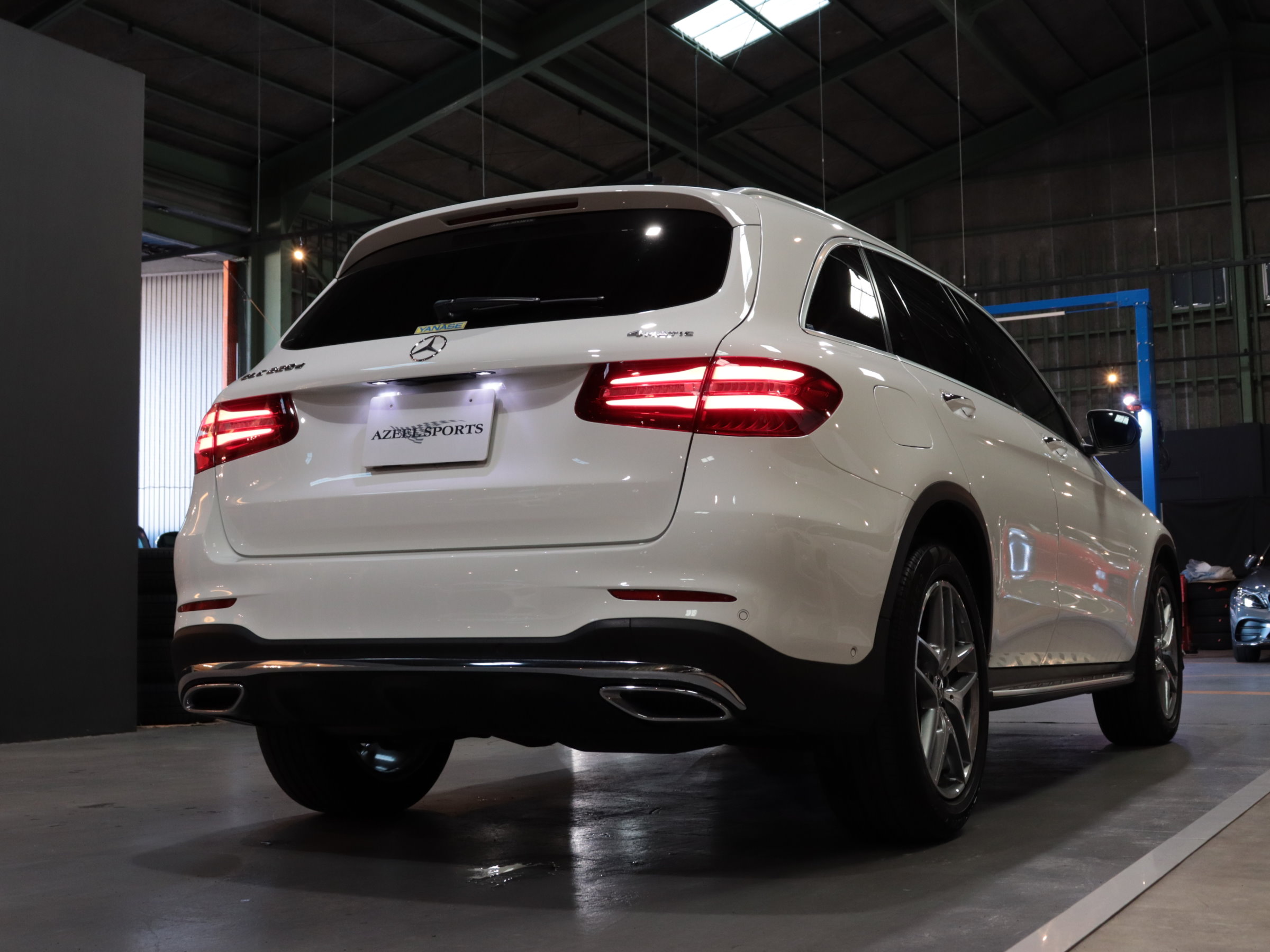 メルセデスベンツ　ＧＬＣ　２２０ｄ　４マチックスポーツ