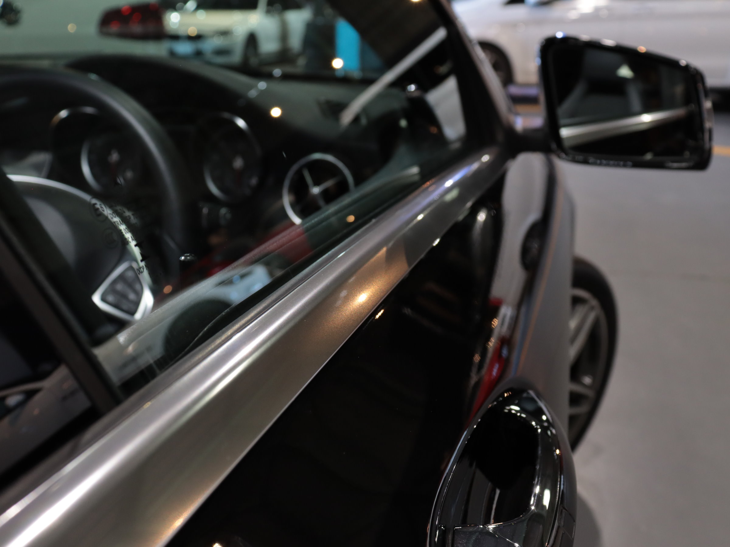 メルセデスベンツ　ＣＬＡ１８０　スポーツ　シューティングブレーク