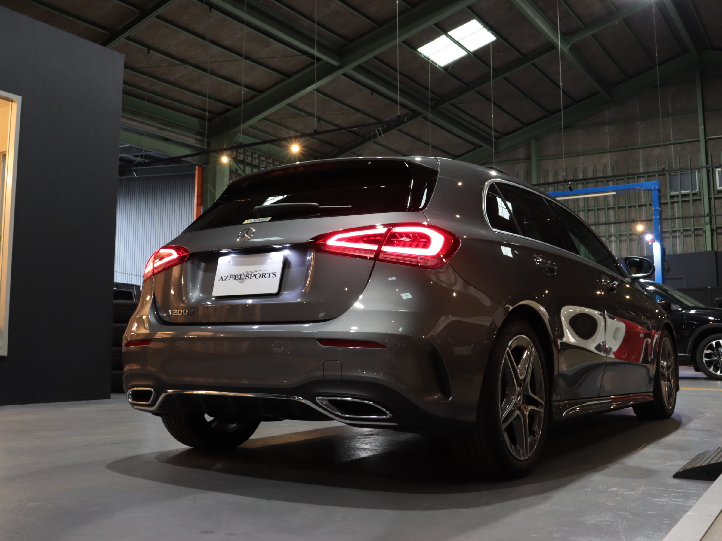 メルセデスベンツ　Ａ２００ｄ　ＡＭＧライン