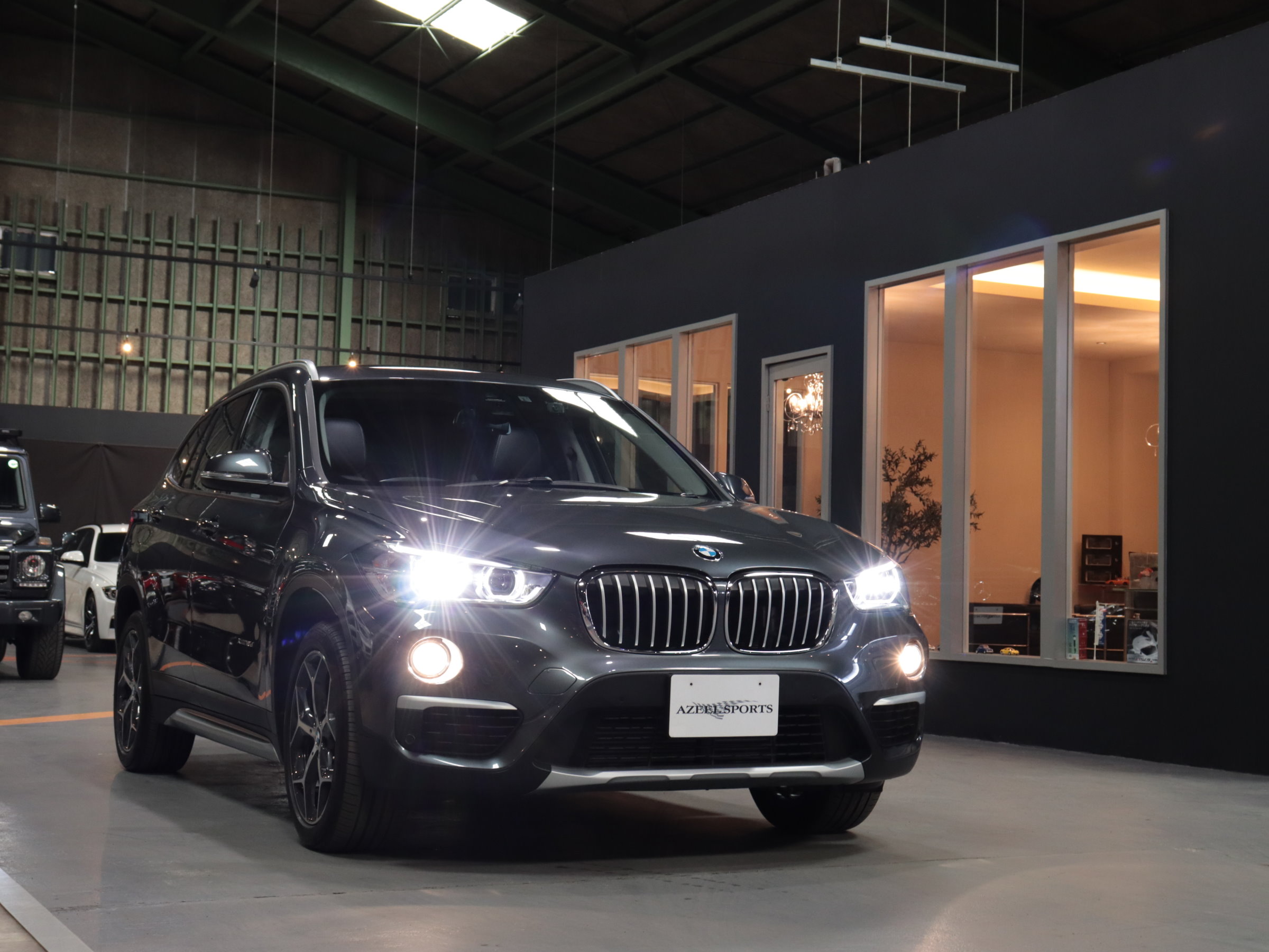 ＢＭＷ　Ｘ１　ｘドライブ１８ｄ　Ｘライン