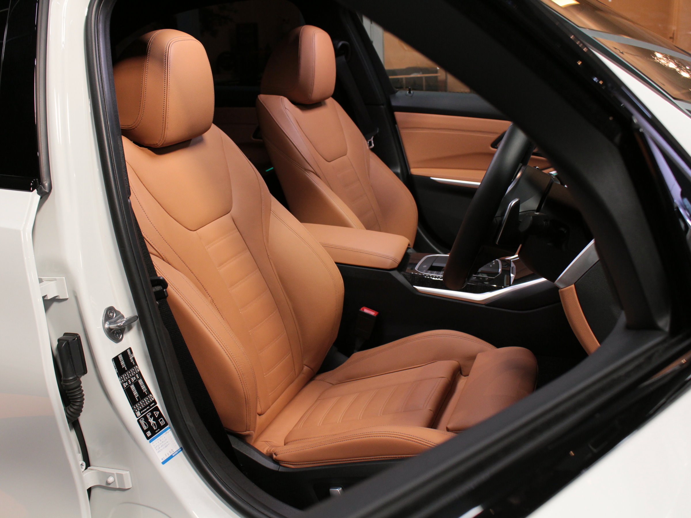 ＢＭＷ　３２０ｄ　ｘＤｒｉｖｅ　Ｍスポーツ