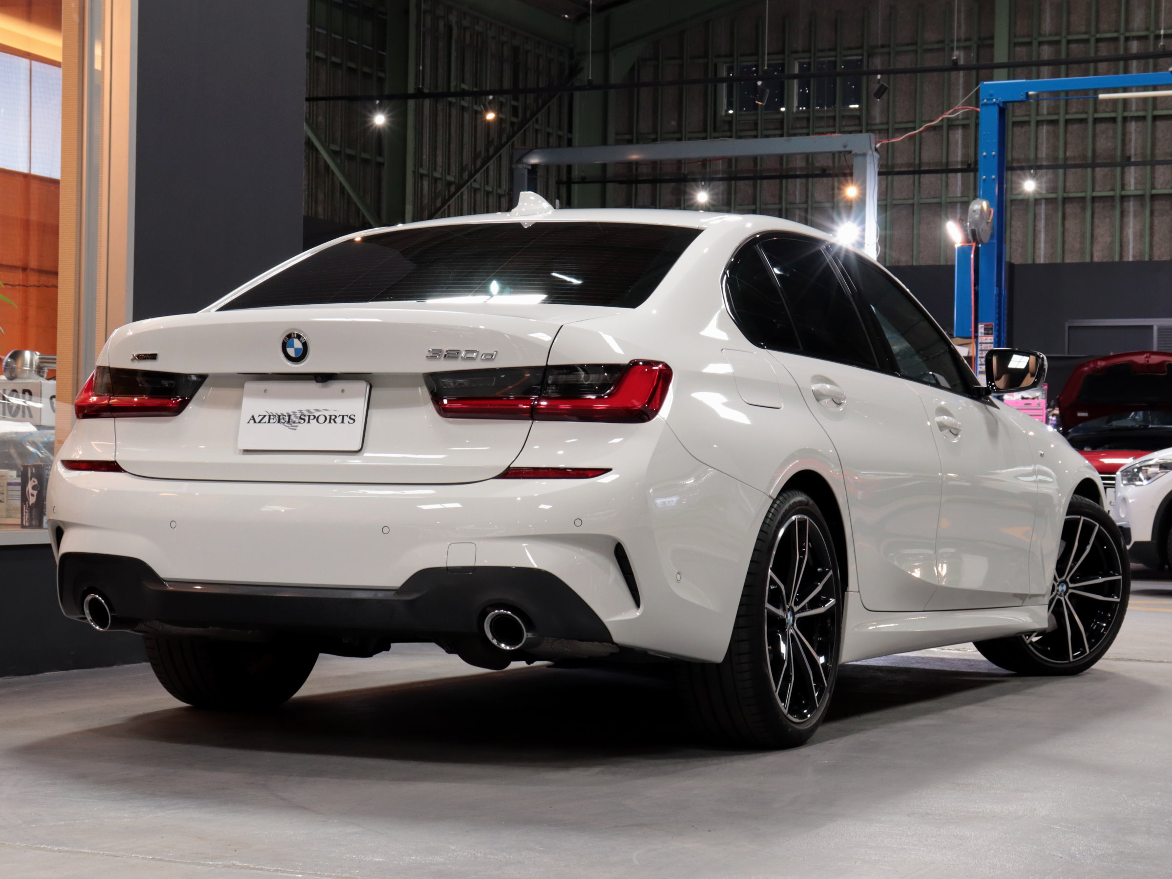 ＢＭＷ　３２０ｄ　ｘＤｒｉｖｅ　Ｍスポーツ