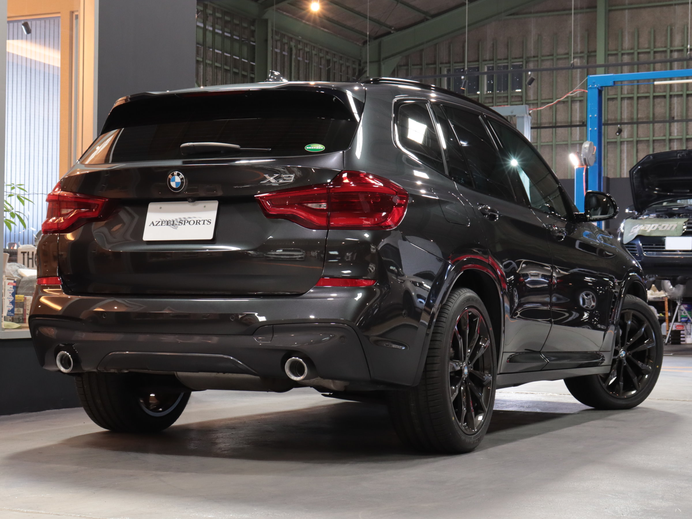 ＢＭＷ　Ｘ３　ｘドライブ２０ｄ　Ｍスポーツ　