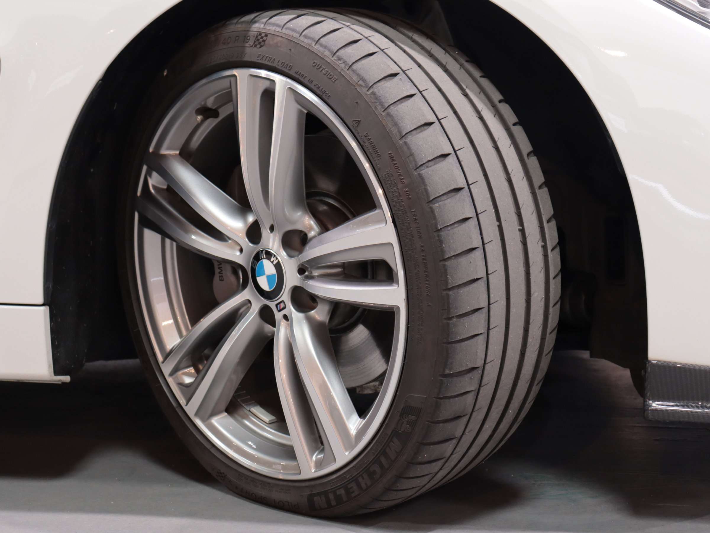 ＢＭＷ　４３５ｉクーペ　Ｍスポーツ　
