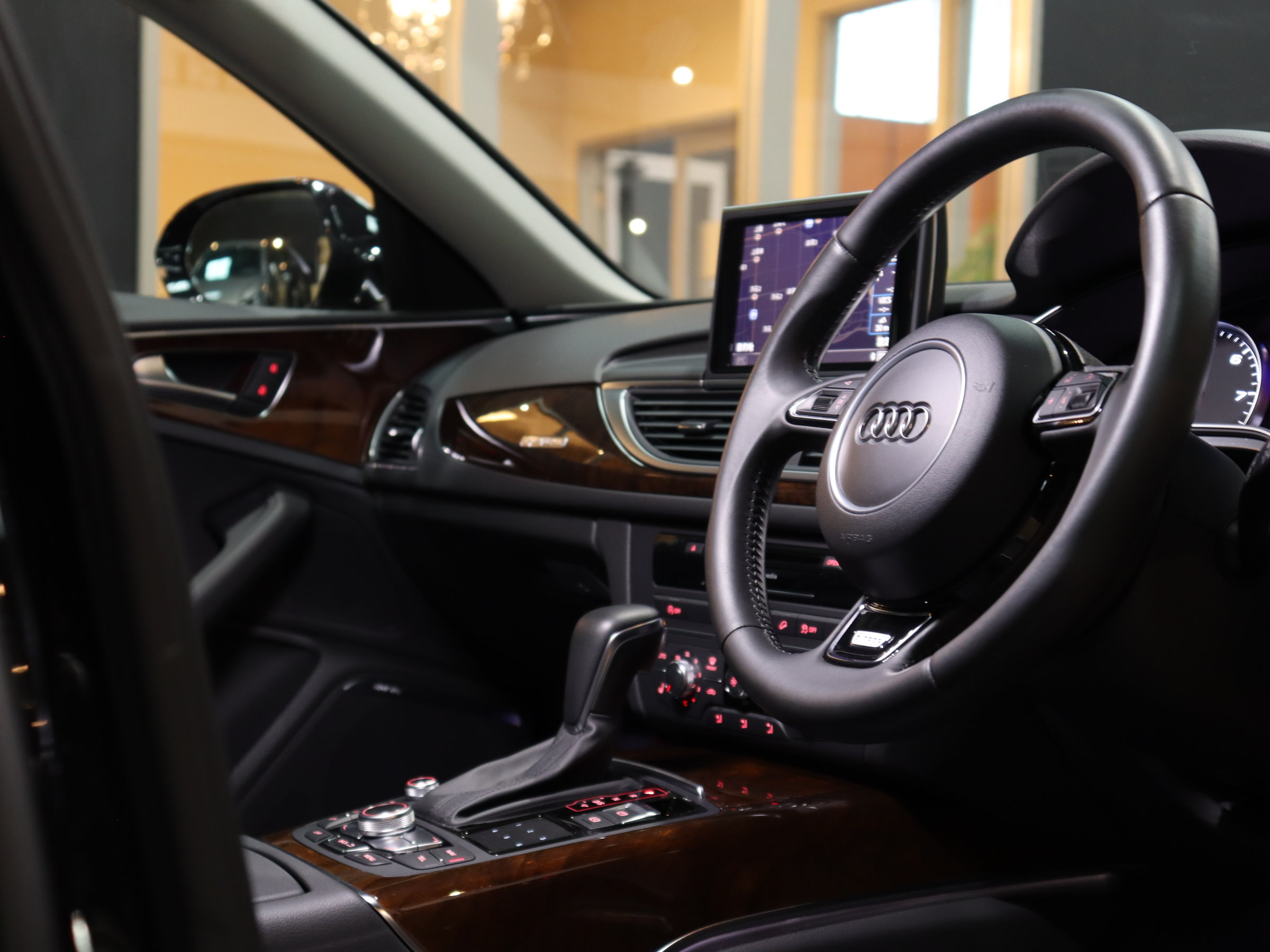 アウディ　Ａ６オールロードクワトロ　４ＷＤ