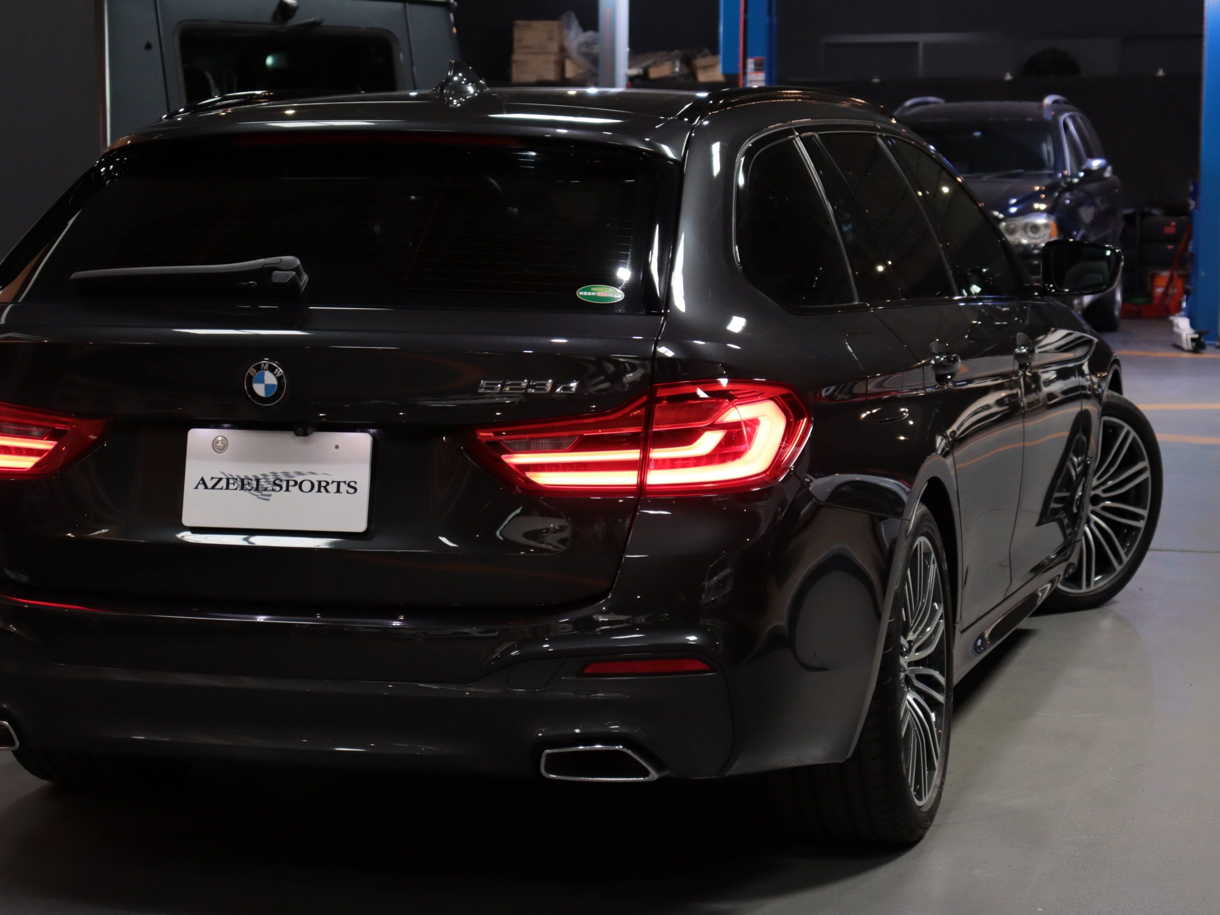 ＢＭＷ　５シリーズ　５２３ｄツーリング　Ｍスポーツ　ハイラインＰＫＧ