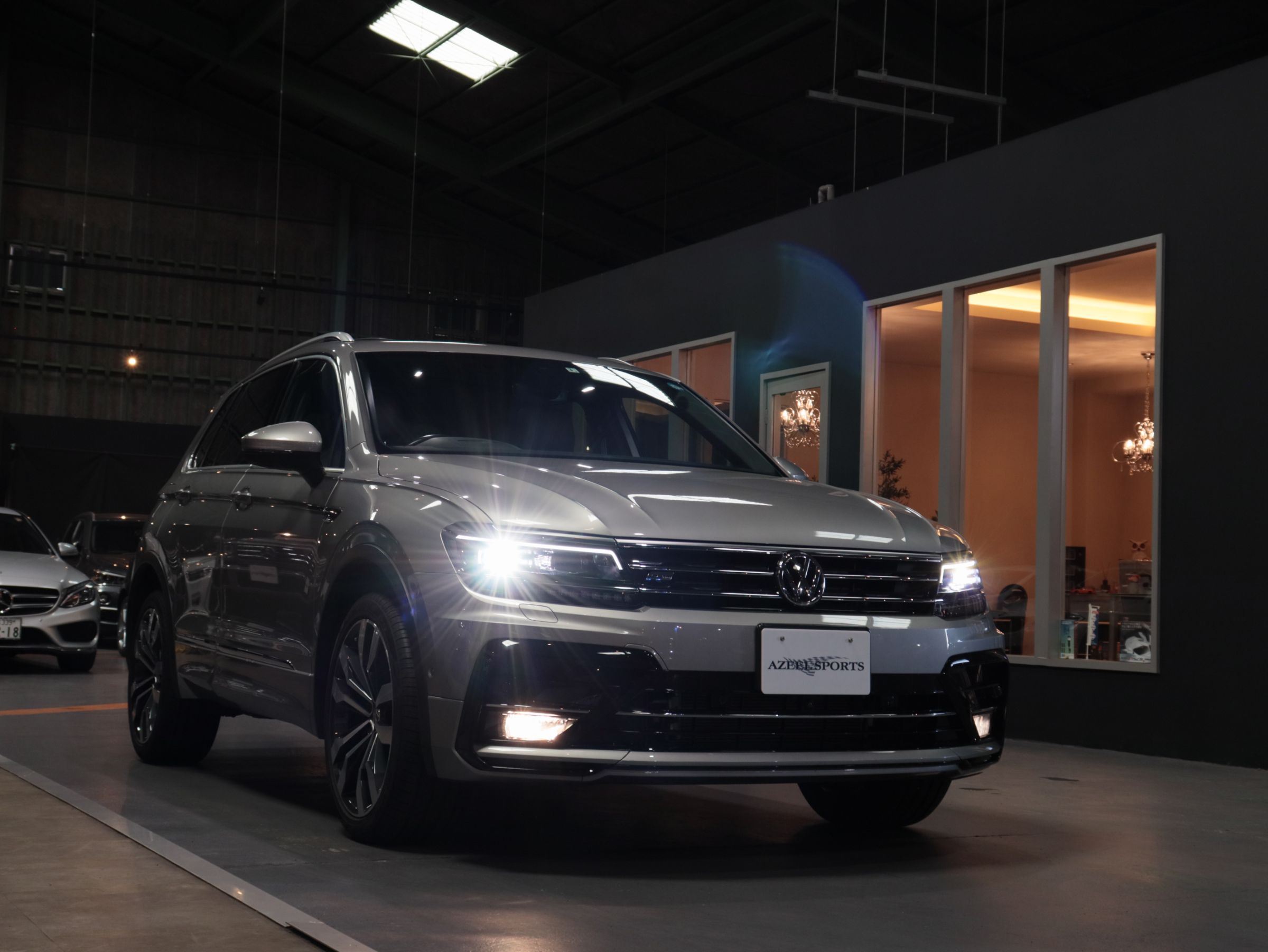 フォルクスワーゲン　ティグアン　ＴＤＩ４モーション　Ｒライン