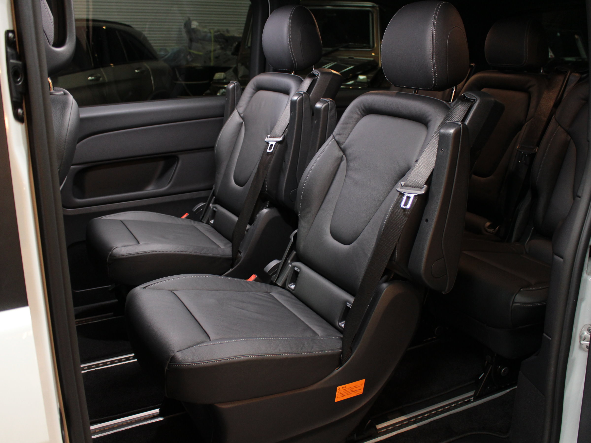 メルセデスベンツ　Ｖ２２０ｄ　スポーツ　