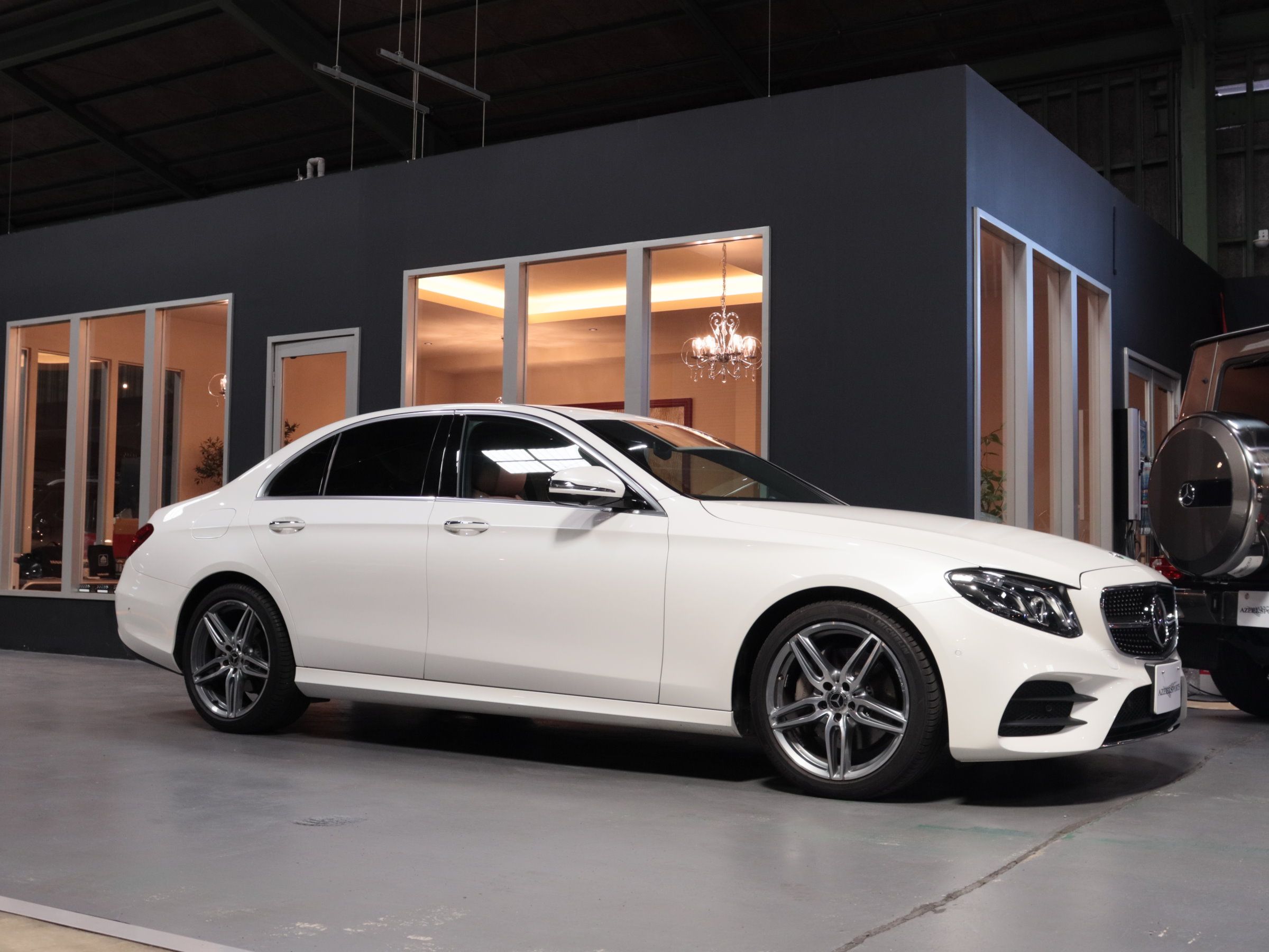 メルセデスベンツ　Ｅ２５０アバンギャルド　スポーツ　レザーエクスクルーシブ