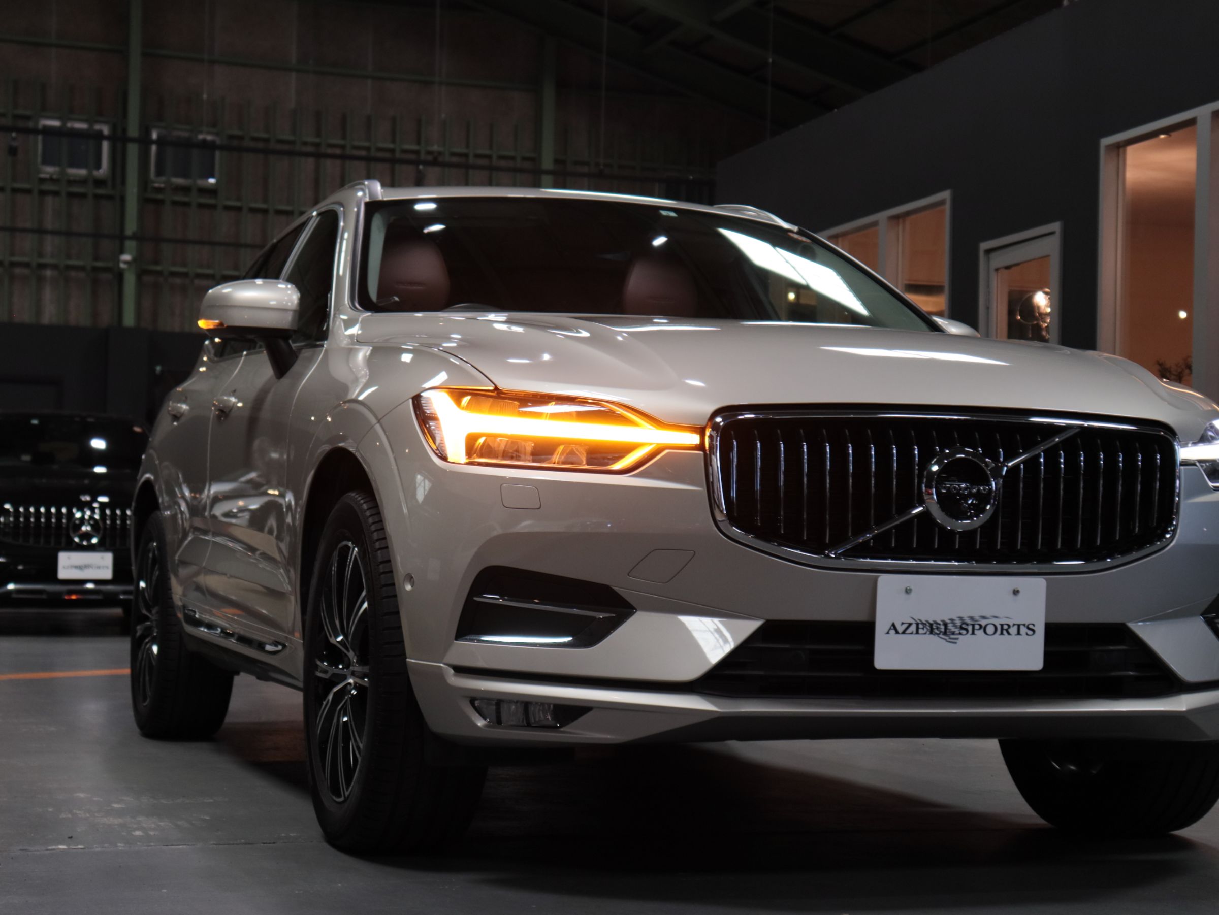 ボルボ　ＸＣ６０　Ｄ４インスクリプション　ＡＷＤ