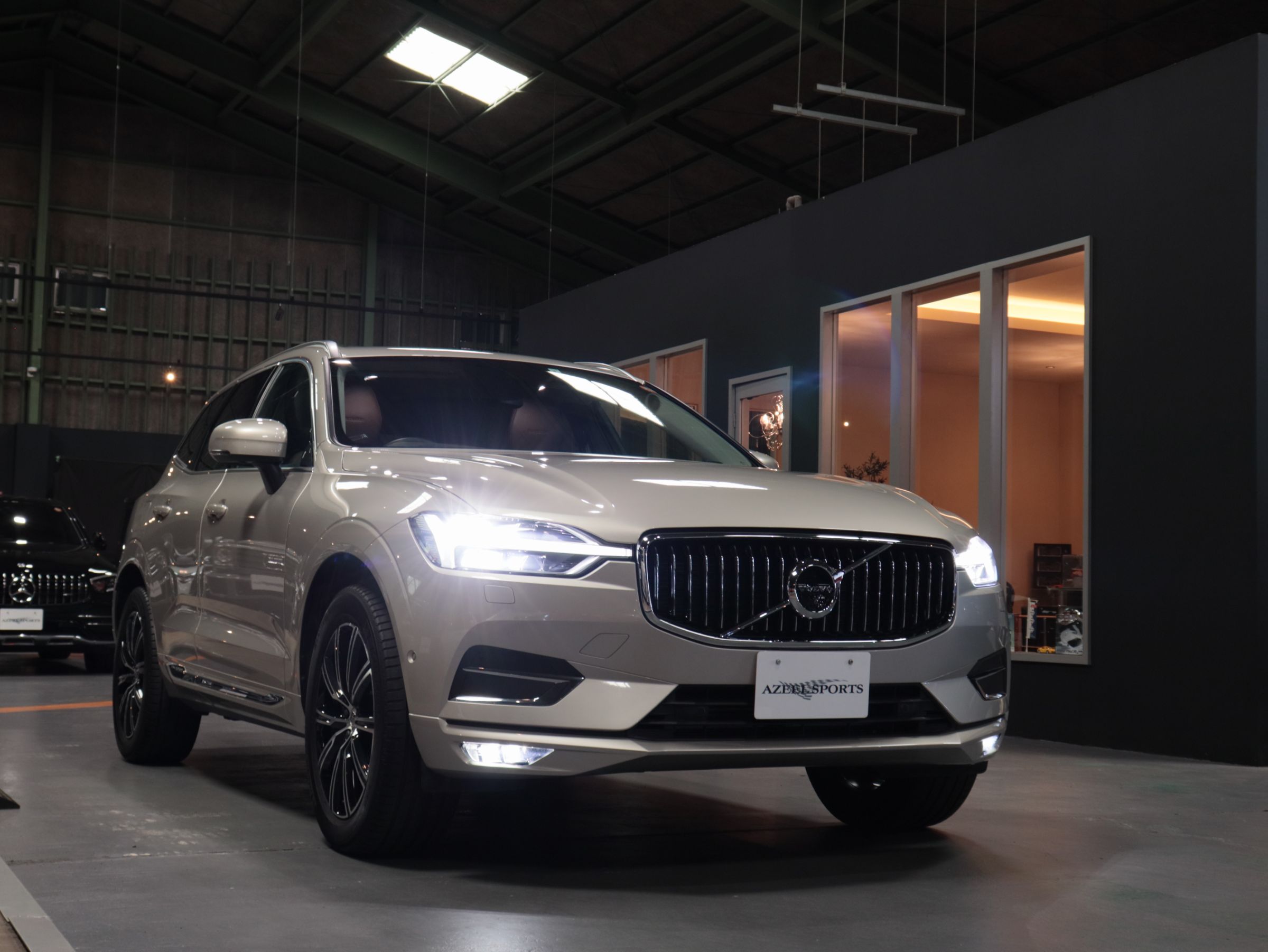 ボルボ　ＸＣ６０　Ｄ４インスクリプション　ＡＷＤ