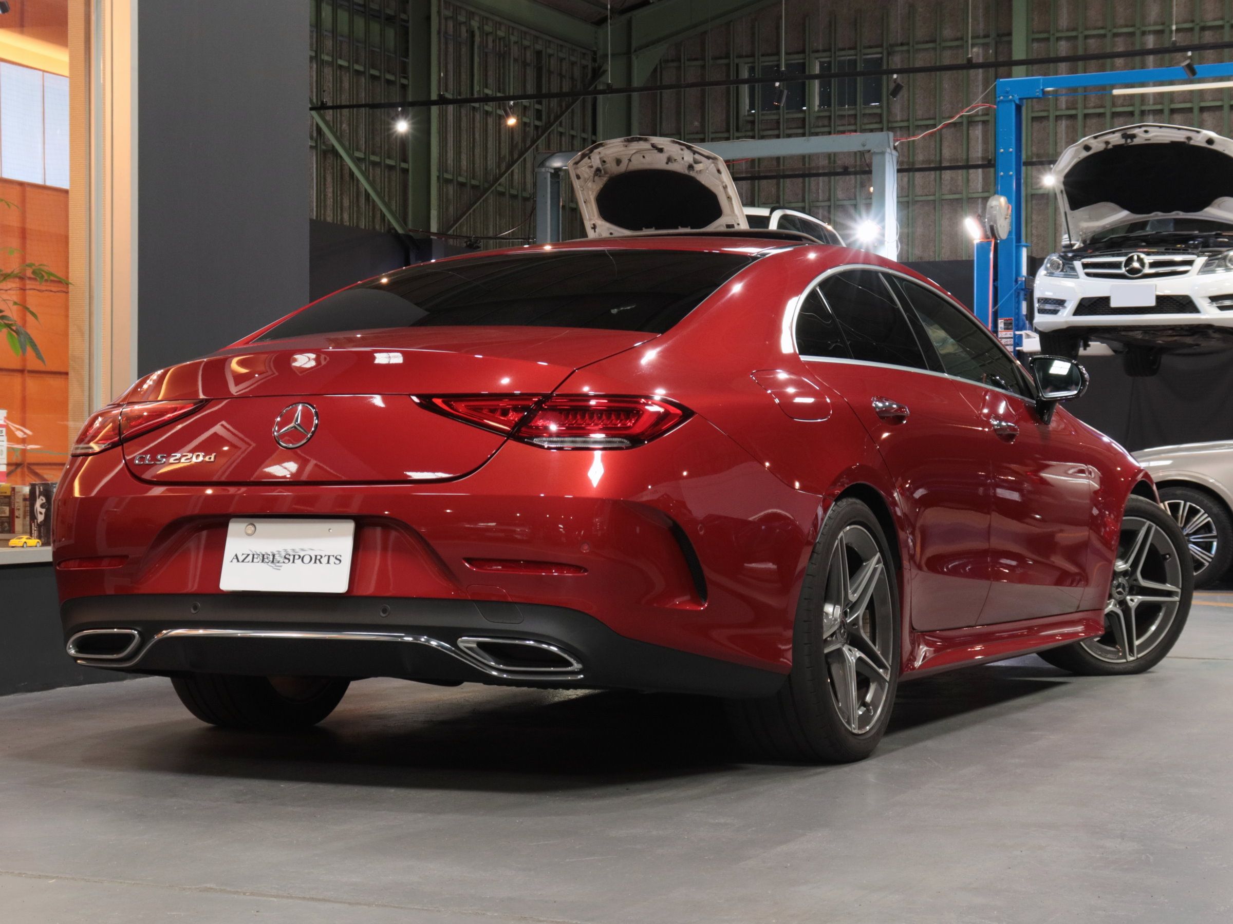 メルセデスベンツ　ＣＬＳ２２０ｄ　スポーツ　レザーエクスクルーシブＰＫＧ