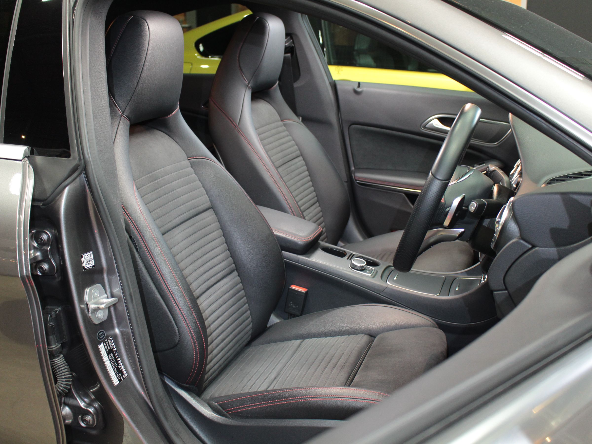 メルセデスベンツ　ＣＬＡ１８０　スポーツ