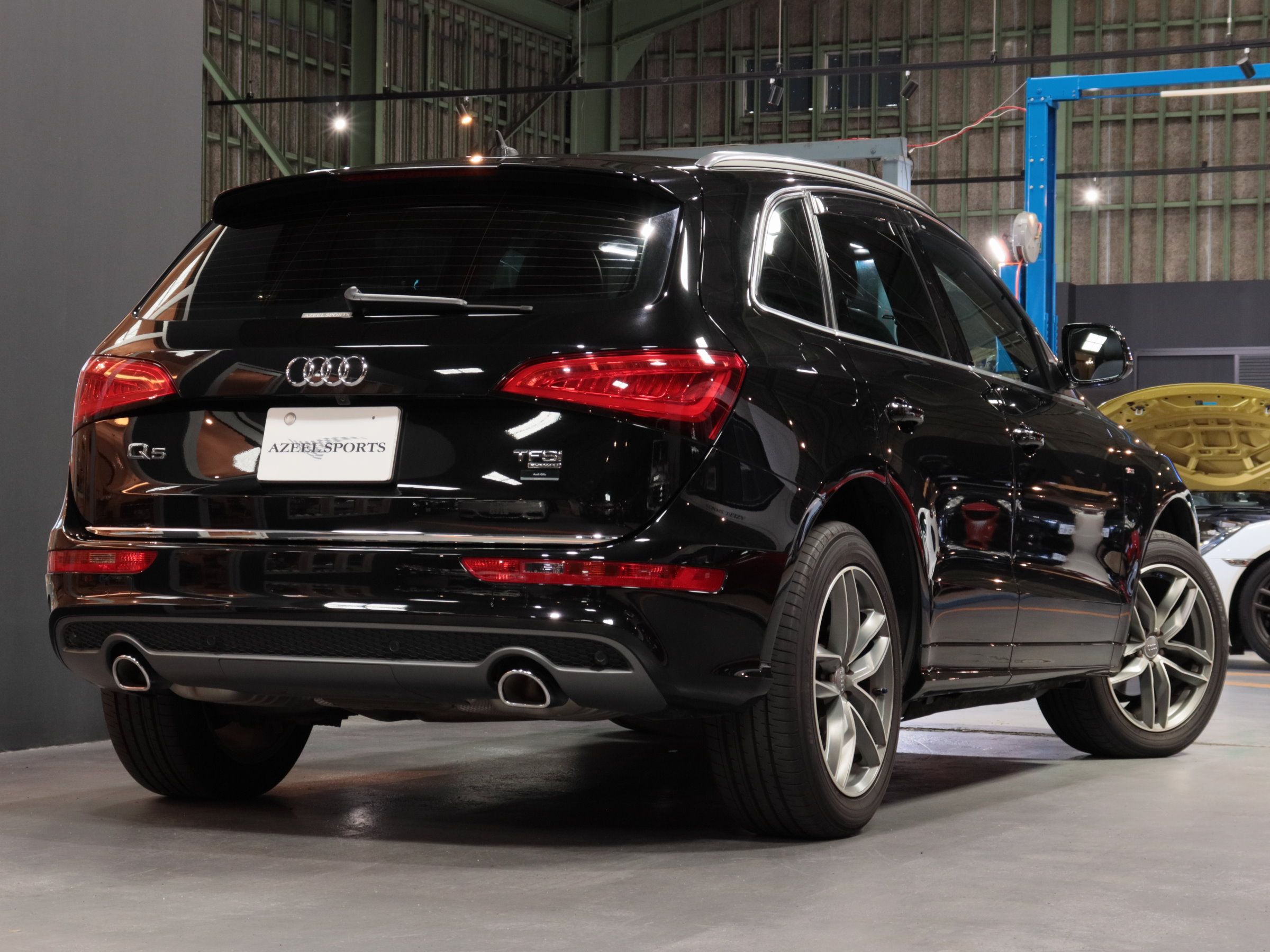 アウディ　Ｑ５　２．０ＴＦＳＩクワトロ　Ｓライン