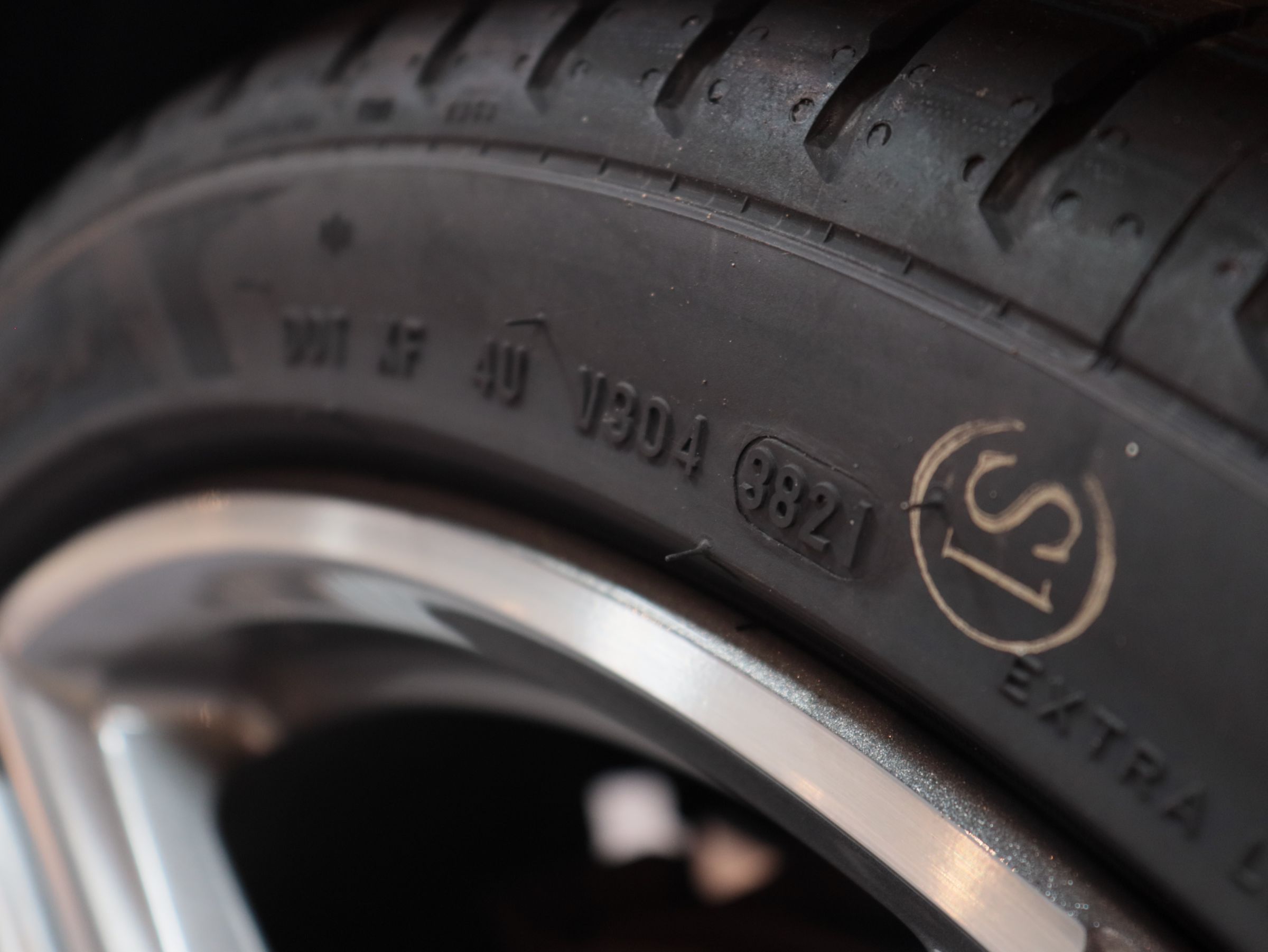 メルセデスベンツ　ＣＬＡ１８０　スポーツ