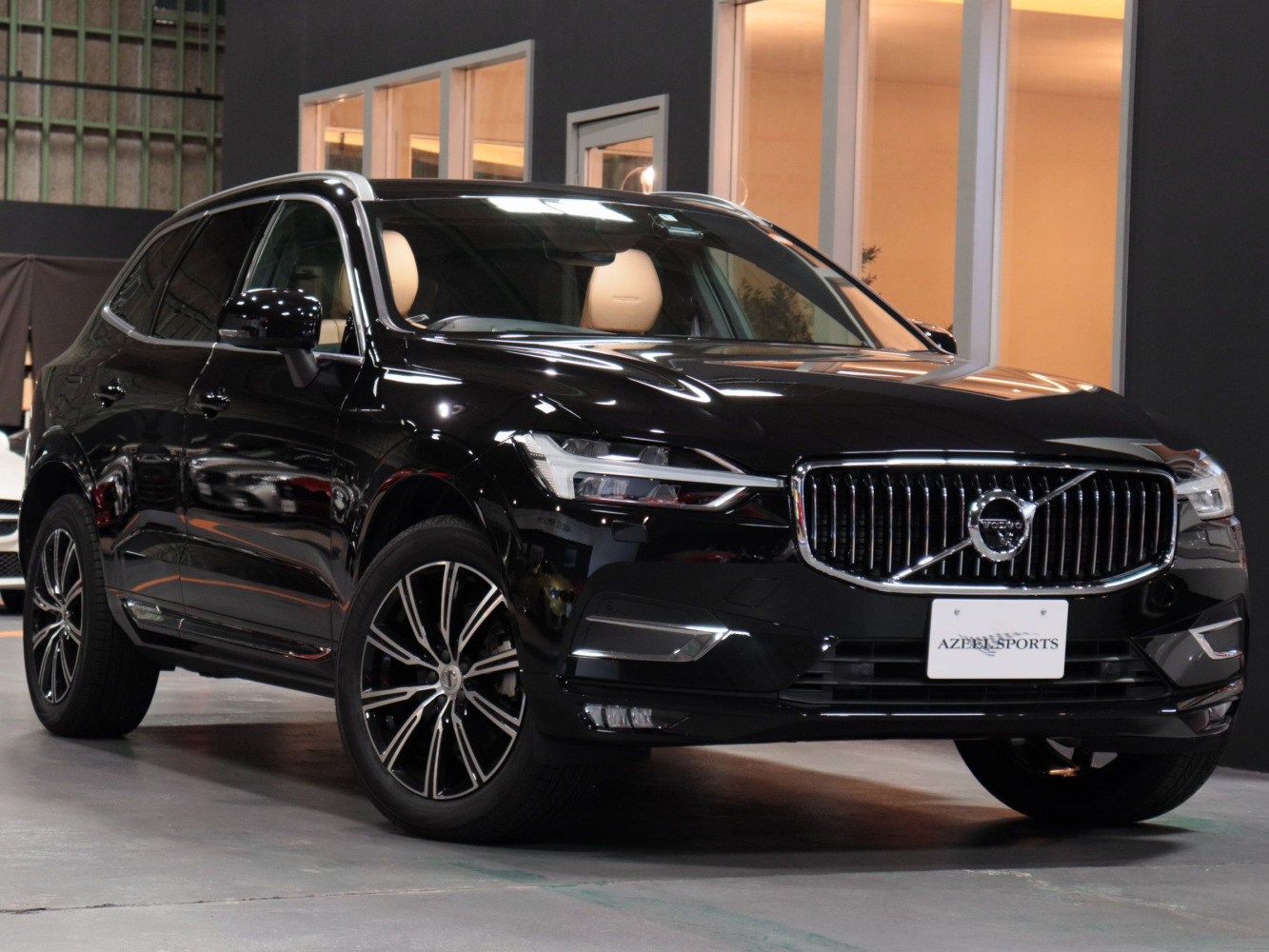 ボルボ　ＸＣ６０　Ｄ４インスクリプション　４ＷＤ