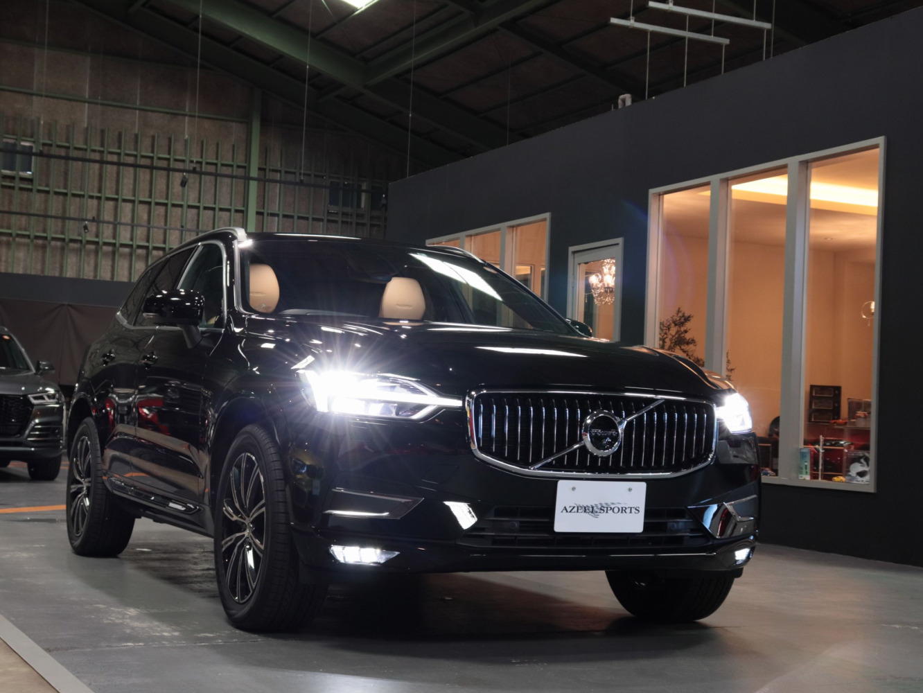 ボルボ　ＸＣ６０　Ｄ４インスクリプション　４ＷＤ