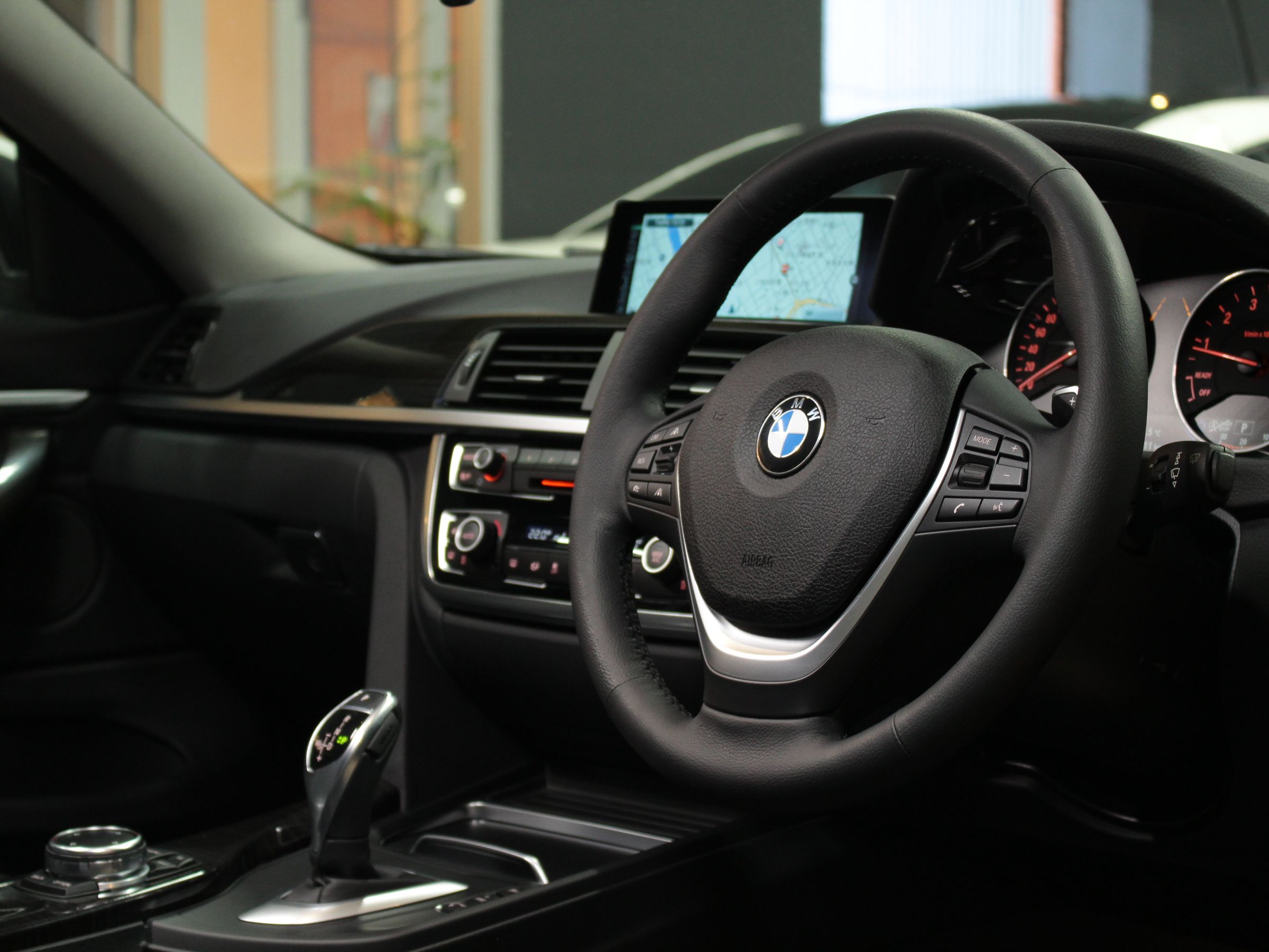 ＢＭＷ　４２０ｉクーペ　ラグジュアリー