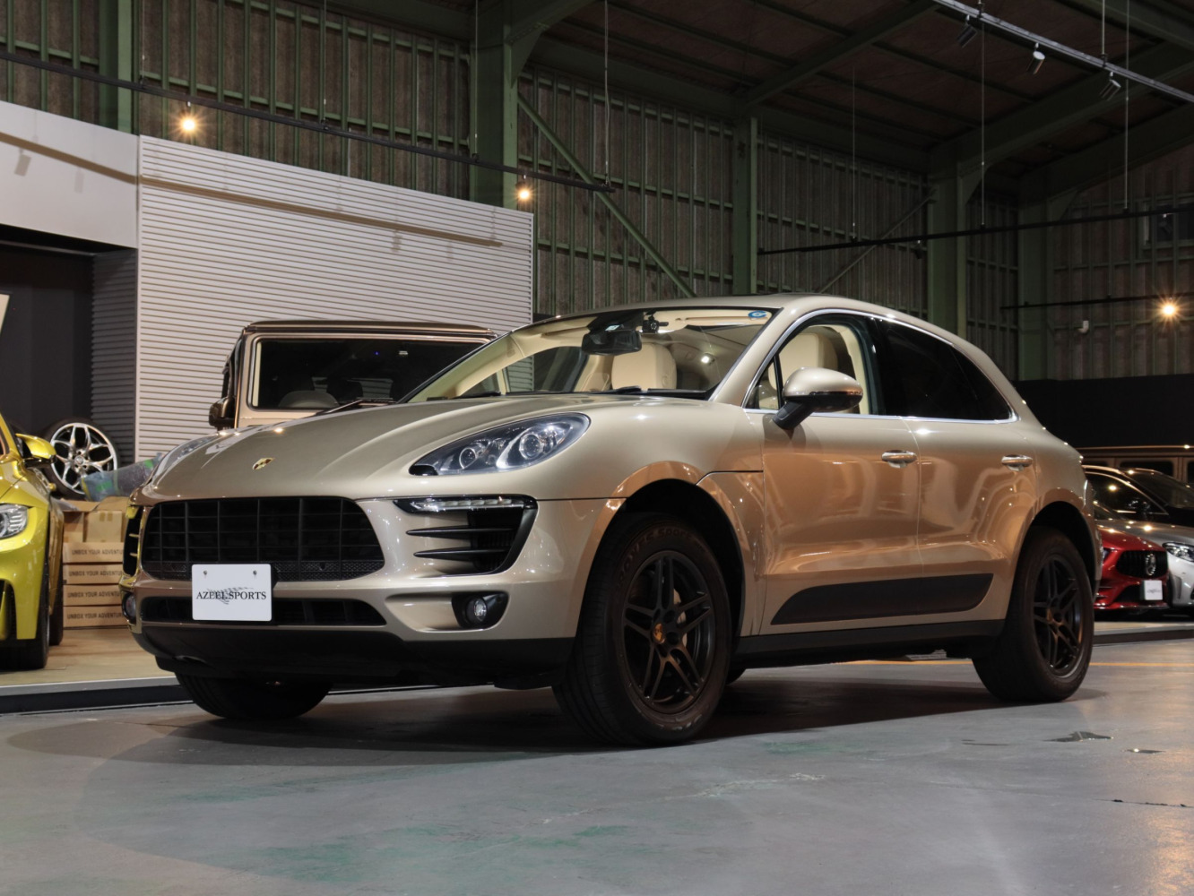 ポルシェ　マカンＳ　ＰＤＫ　４ＷＤ