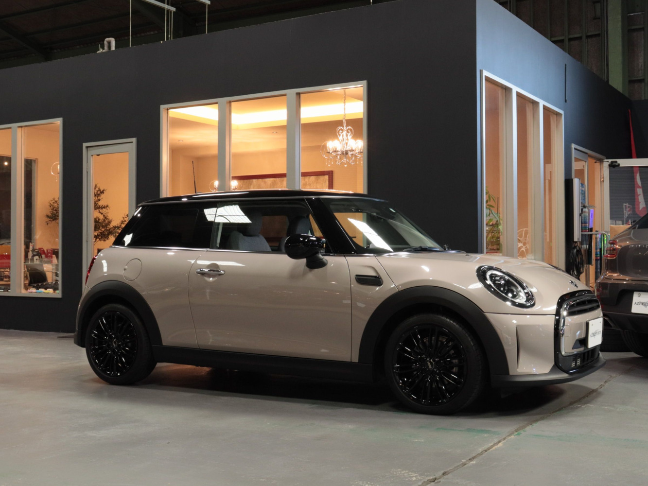 ＭＩＮＩ　クーパーＤ　ＣＬＡＳＳＩＣトリム