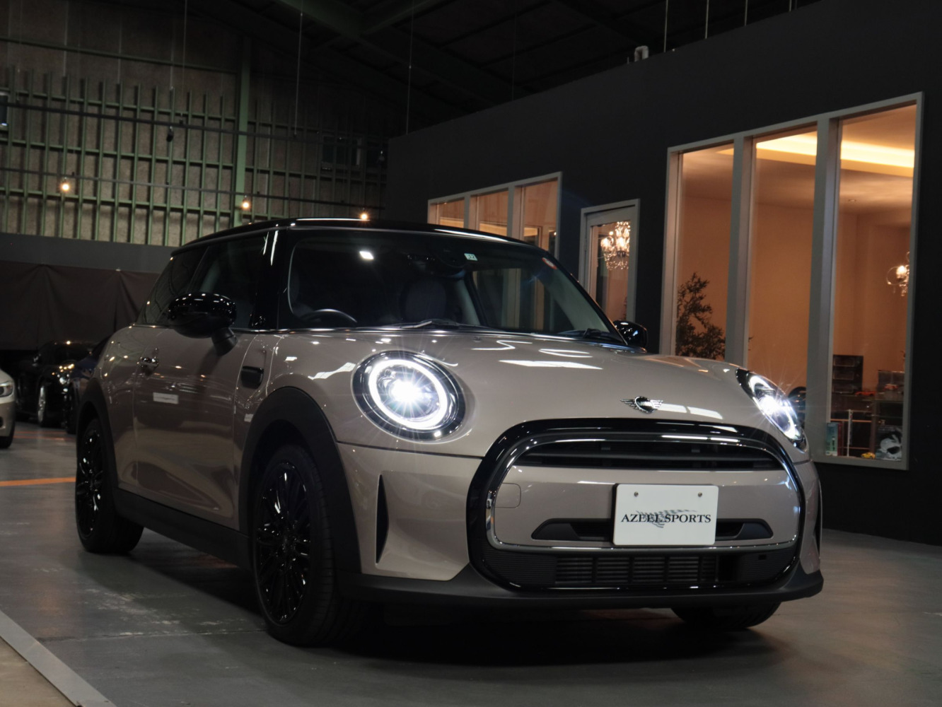 ＭＩＮＩ　クーパーＤ　ＣＬＡＳＳＩＣトリム