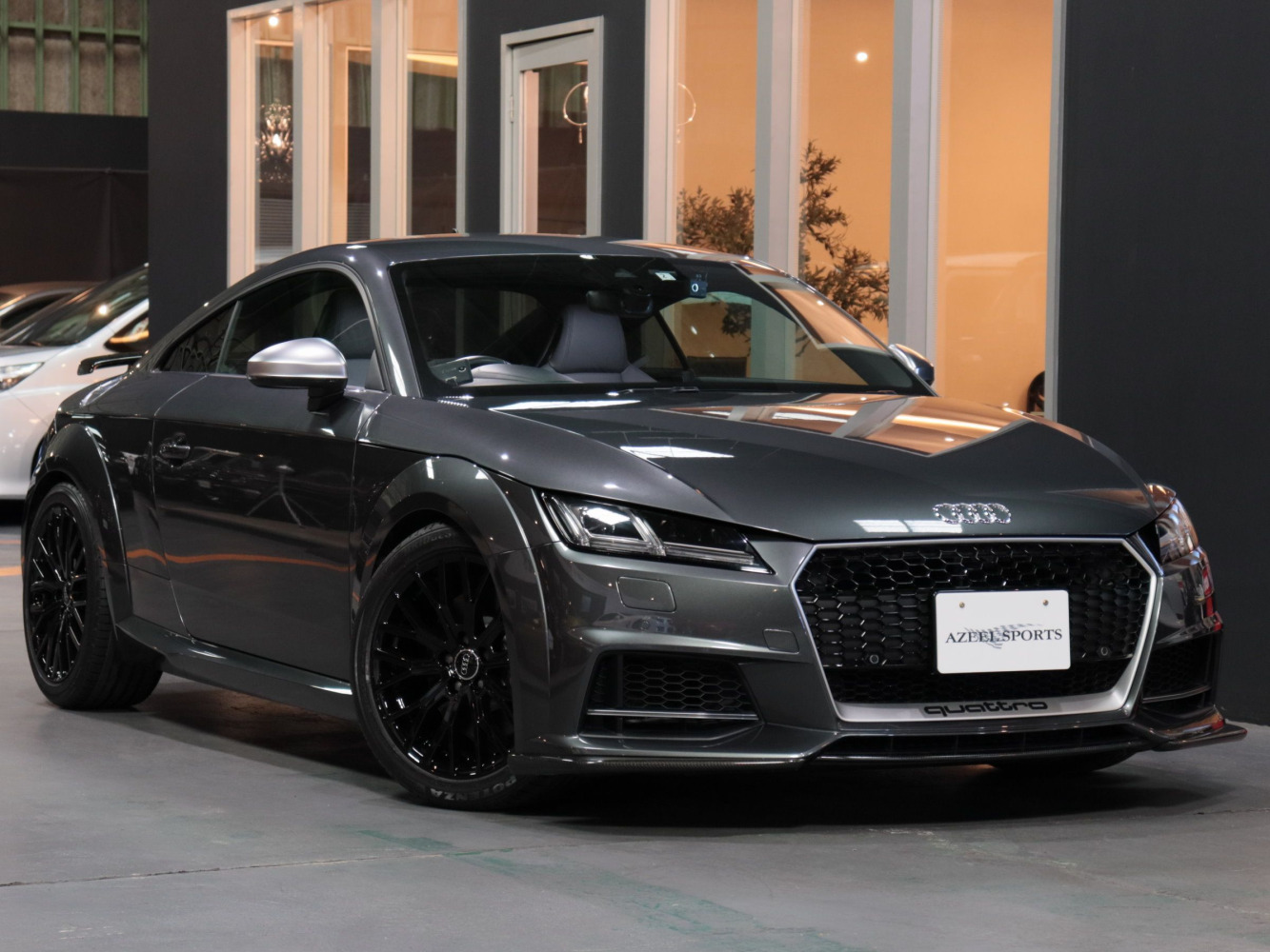 アウディ　ＴＴＳ　２．０ＴＦＳＩ　４ＷＤ　