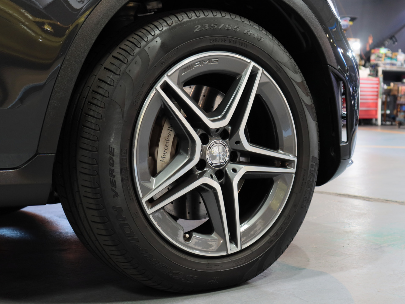 メルセデスベンツ　ＧＬＣ２２０ｄ　４マチック　ＡＭＧライン　