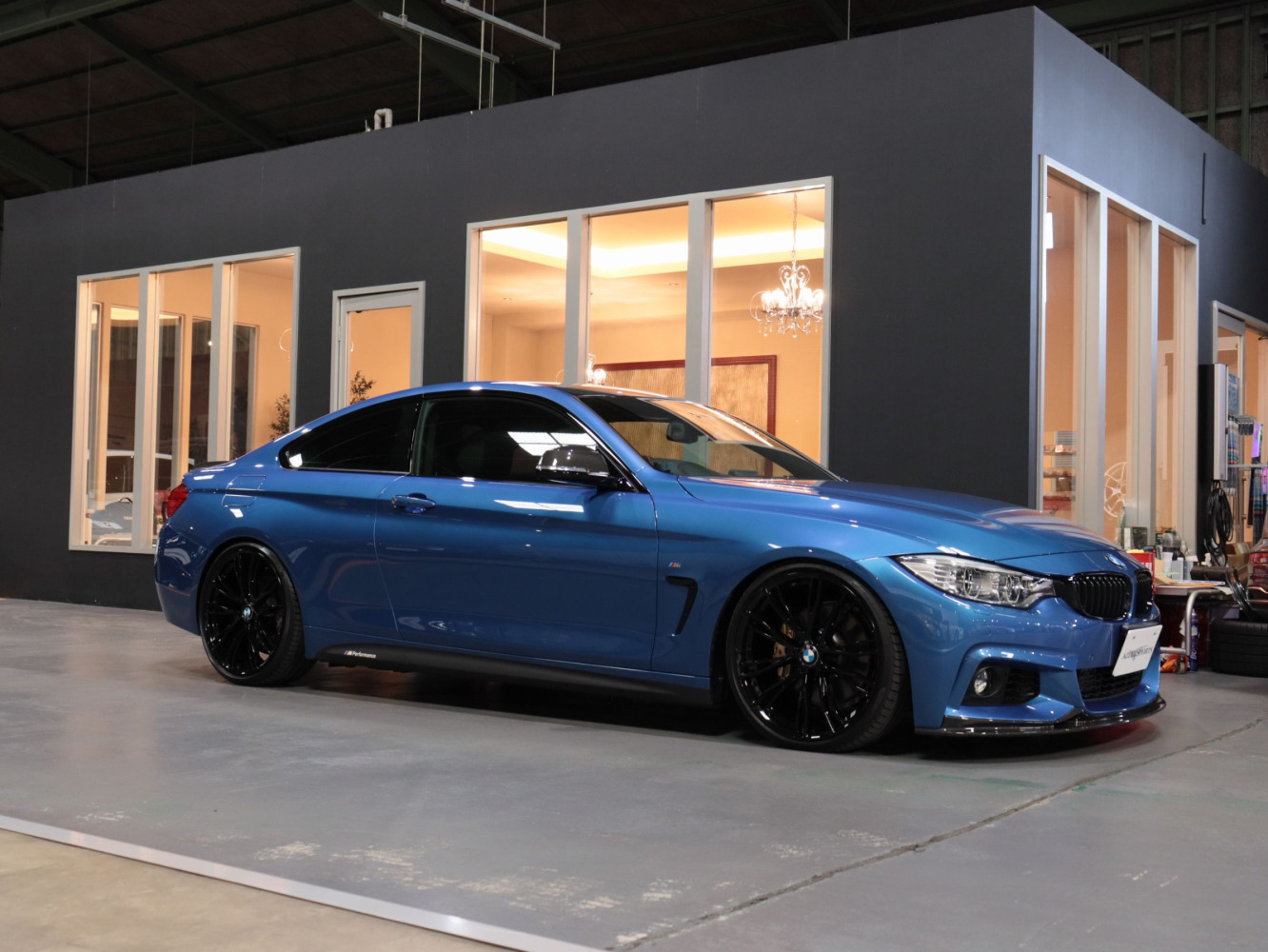 ＢＭＷ　４３５ｉ　Ｍスポーツ　