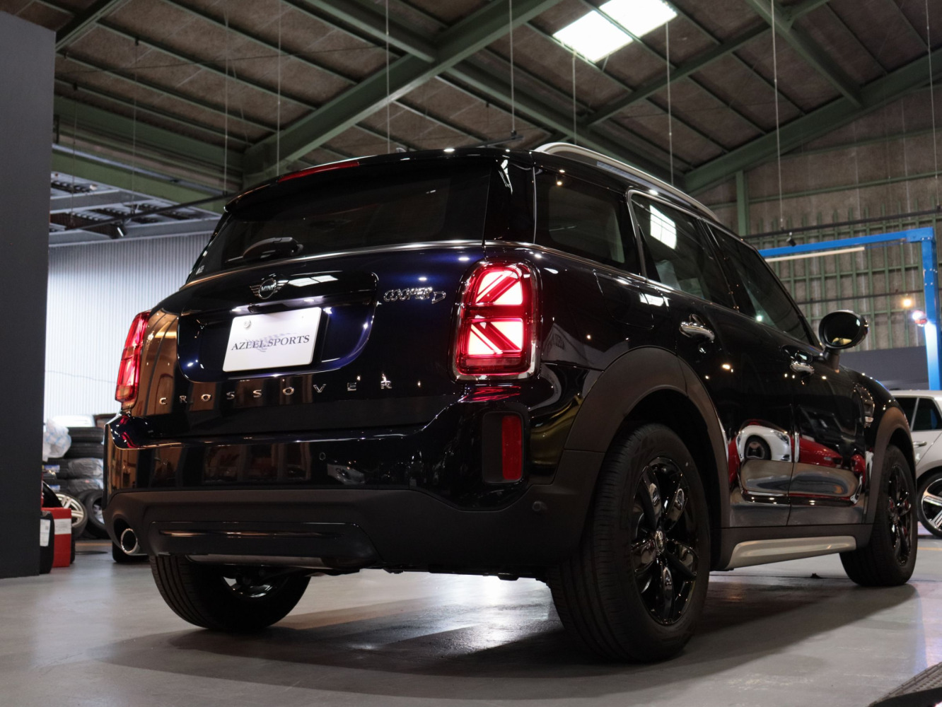 ＭＩＮＩ　クロスオーバー　クーパーＤ　ＣＬＡＳＳＩＣ