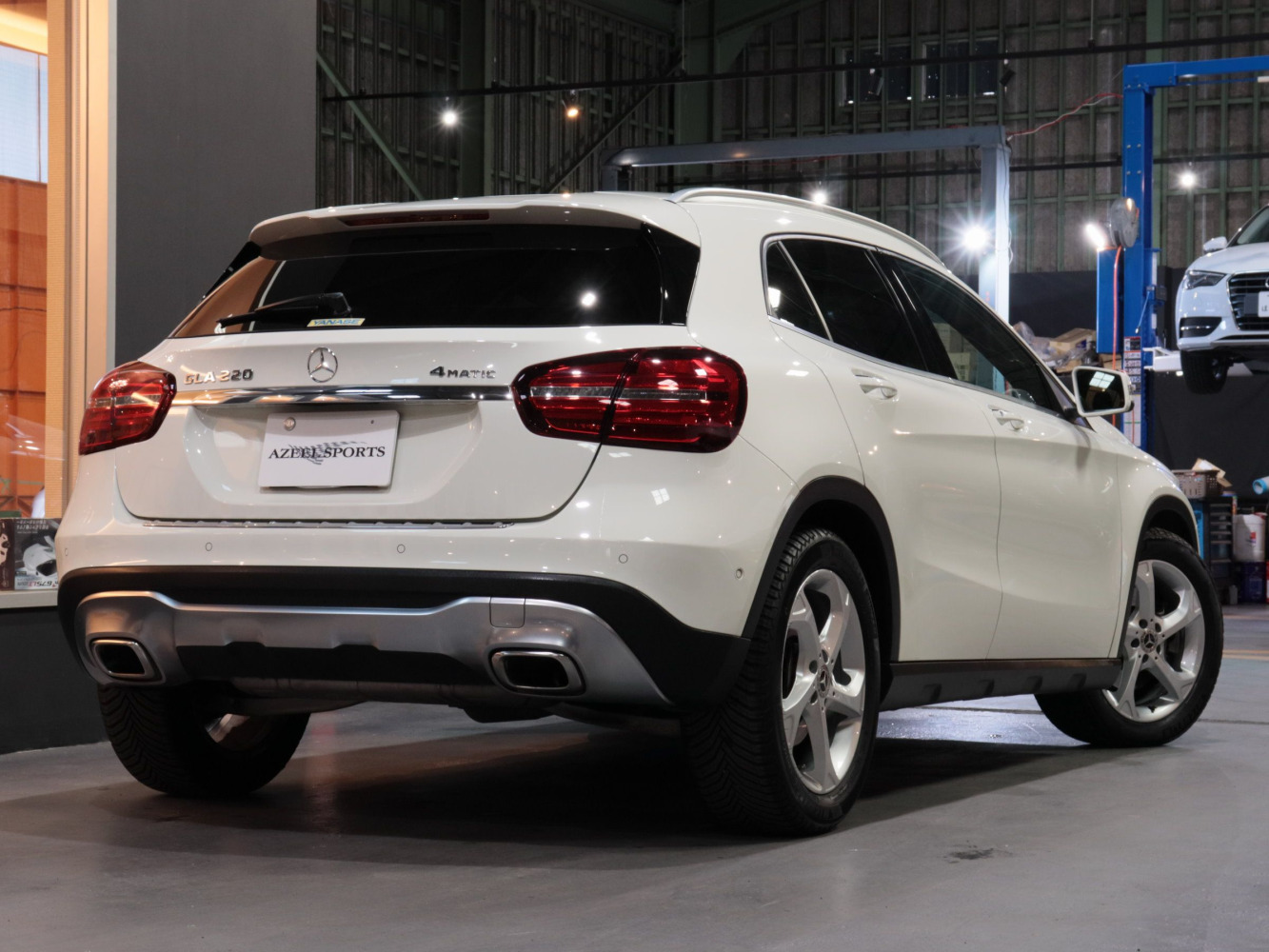 メルセデスベンツ　ＧＬＡ２２０　４マチック