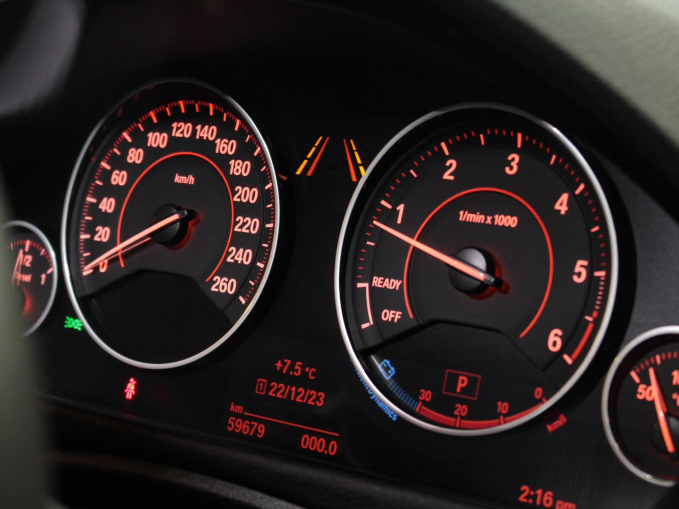 ＢＭＷ　３シリーズツーリング　３２０ｄ　Ｍスポーツ