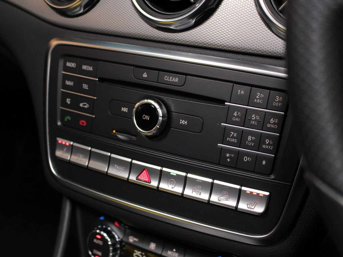 メルセデスベンツ　ＧＬＡ２２０　４マチック