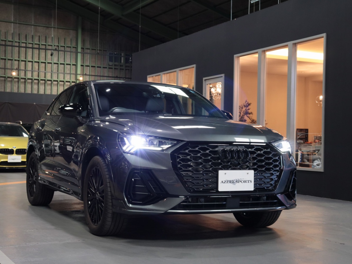 アウディ　Ｑ３スポーツバック　３５ＴＦＳＩ　Ｓライン　