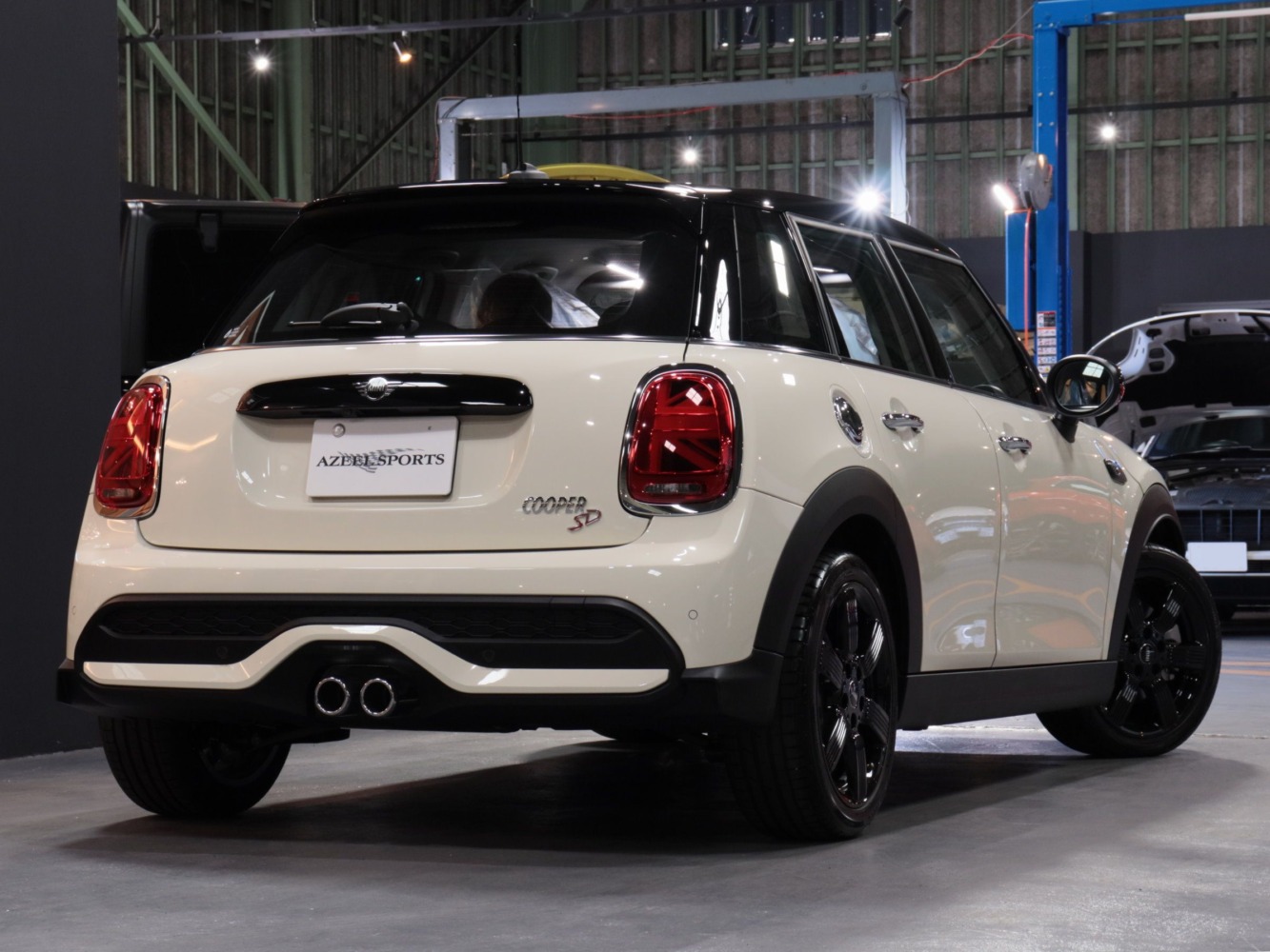 ＭＩＮＩ　クーパーＳD　５ドア　クラシックトリム
