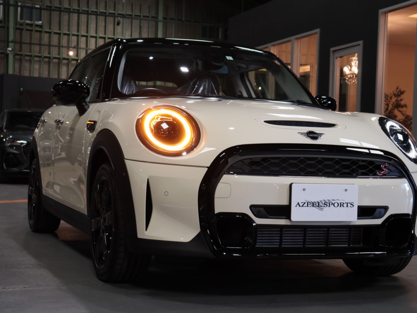 ＭＩＮＩ　クーパーＳD　５ドア　クラシックトリム