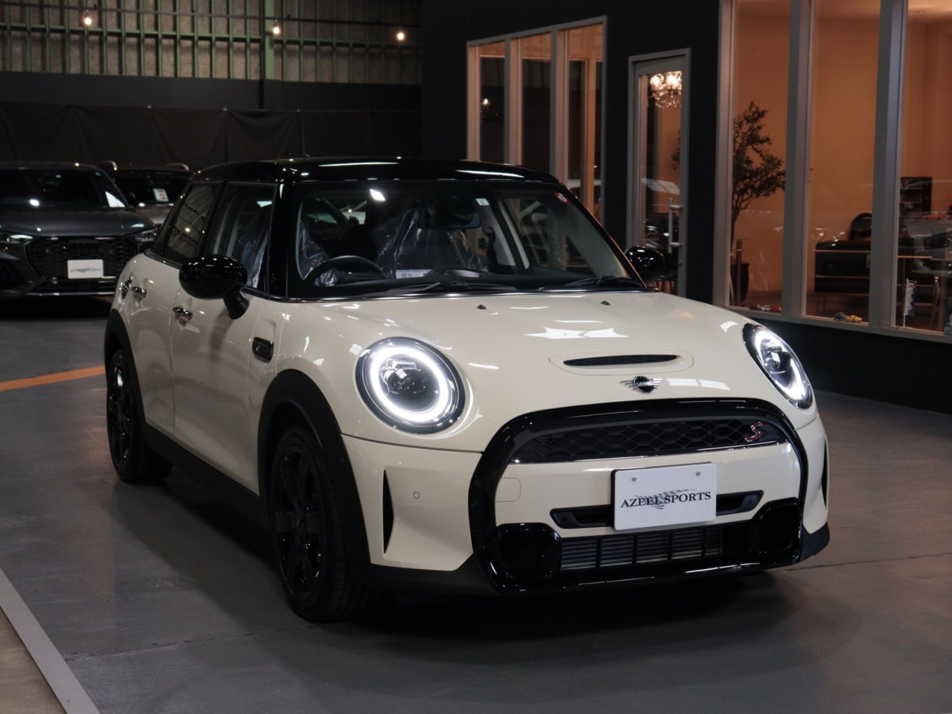ＭＩＮＩ　クーパーＳD　５ドア　クラシックトリム