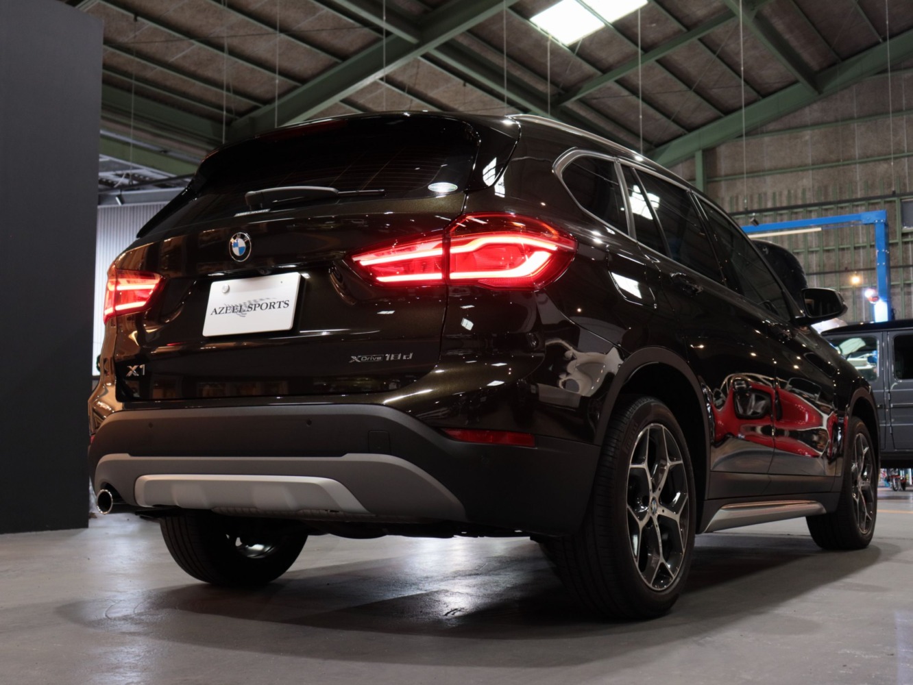 ＢＭＷ　Ｘ１　ｘＤｒｉｖｅ　１８ｄ　ｘライン
