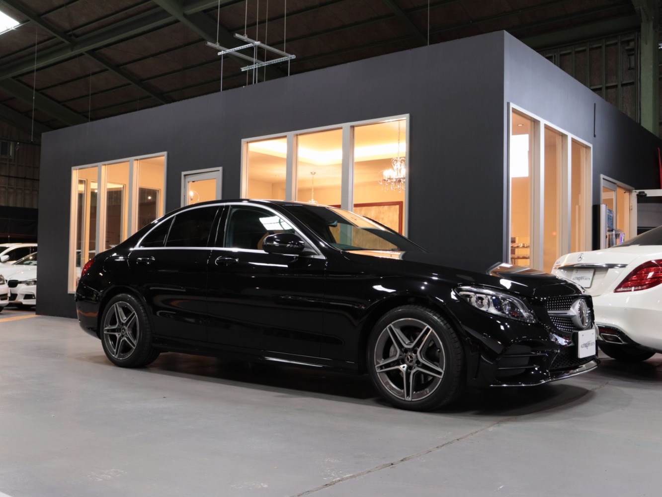 メルセデスベンツ　Ｃ２２０ｄ　ローレウスエディションスポーツプラスＰＫＧ