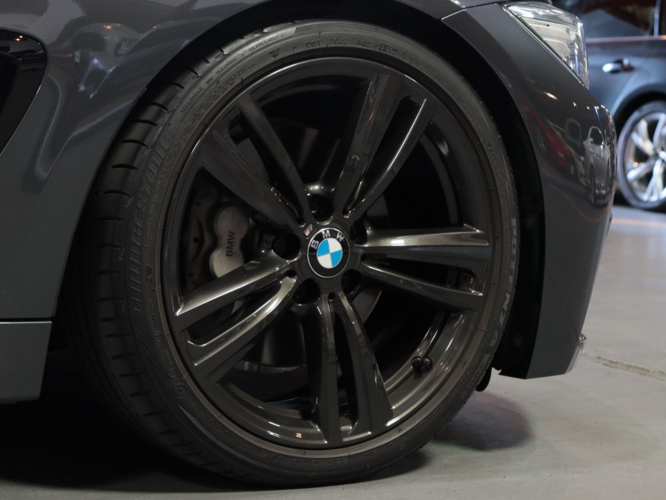 ＢＭＷ　４３５ｉ　Ｍスポーツ