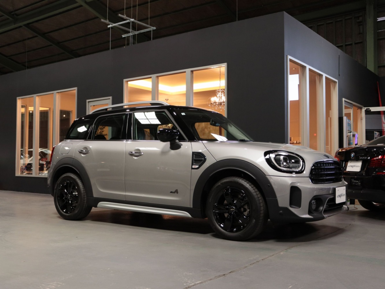 ＭＩＮＩ　クロスオーバー　クーパーＤ　ＡＬＬ４　クラシックトリム